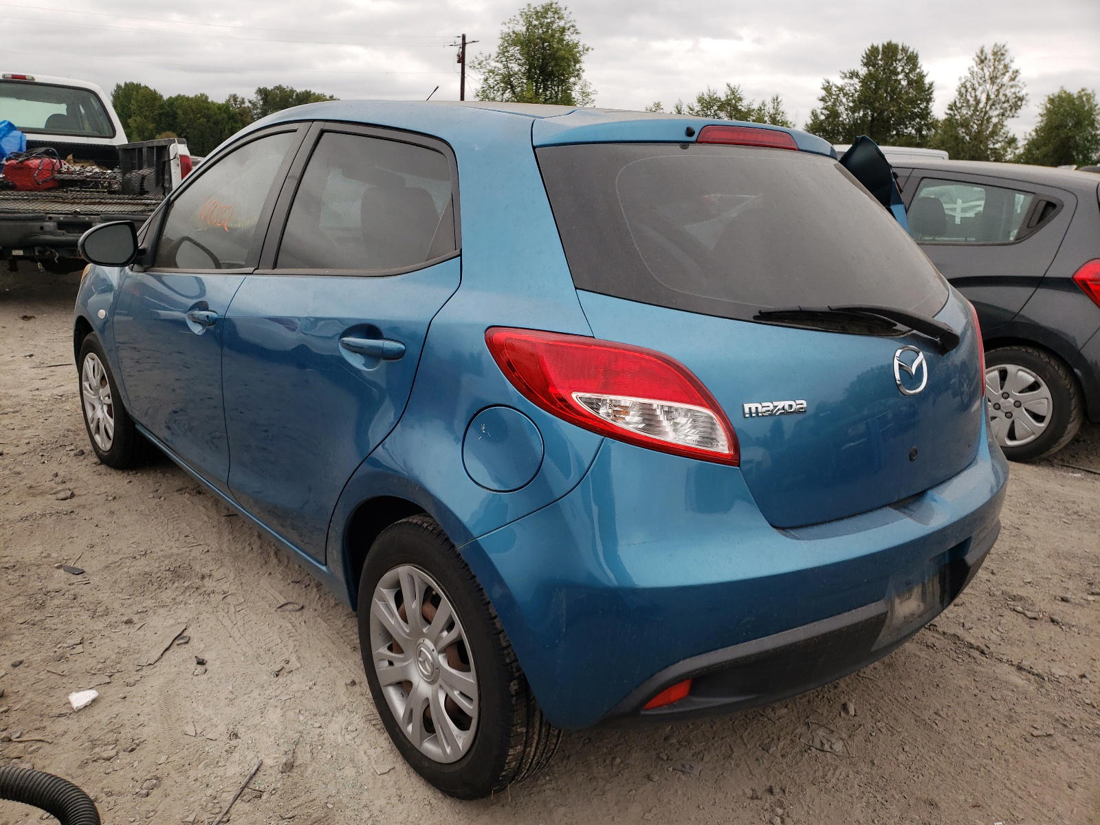 Photo 3 from auction – 2012 MAZDA MAZDA2 with VIN JM1DE1KY5C0151092