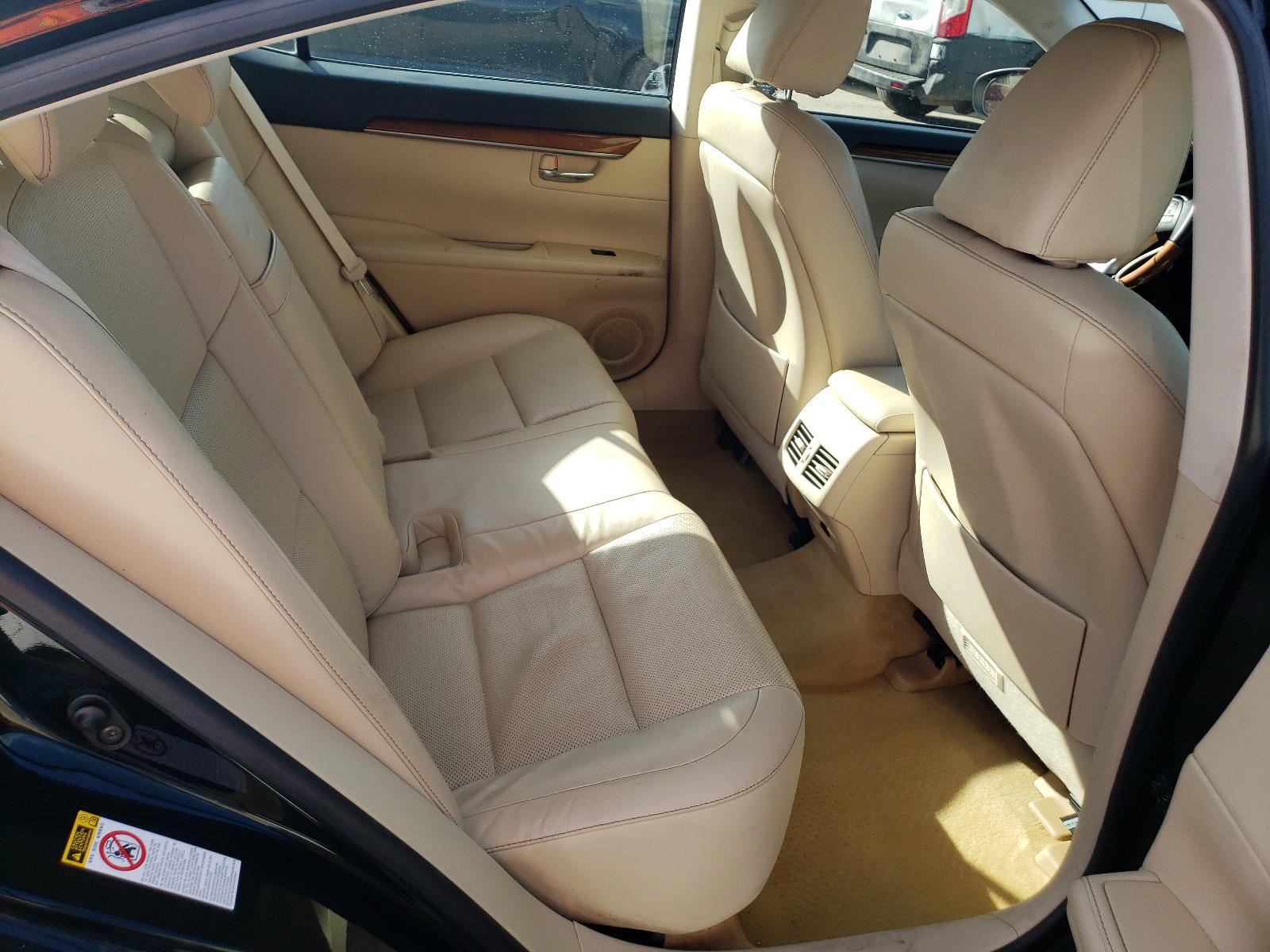 Photo 6 from auction – 2015 LEXUS ES 300H with VIN JTHBW1GG8F2080191