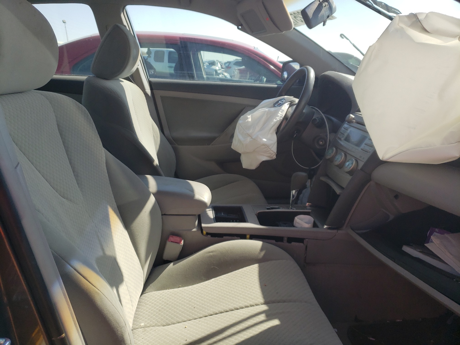 Photo 5 from auction – 2007 TOYOTA CAMRY CE with VIN 4T1BE46K17U077971