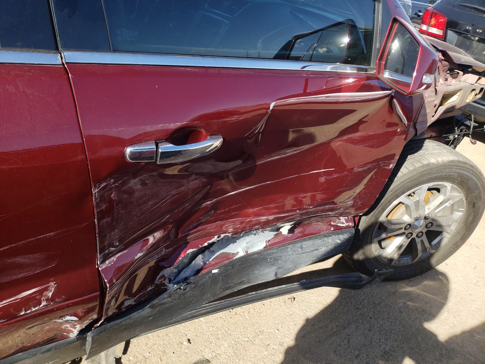 Photo 9 from auction – 2015 GMC ACADIA SLT with VIN 1GKKRRKDXFJ353324
