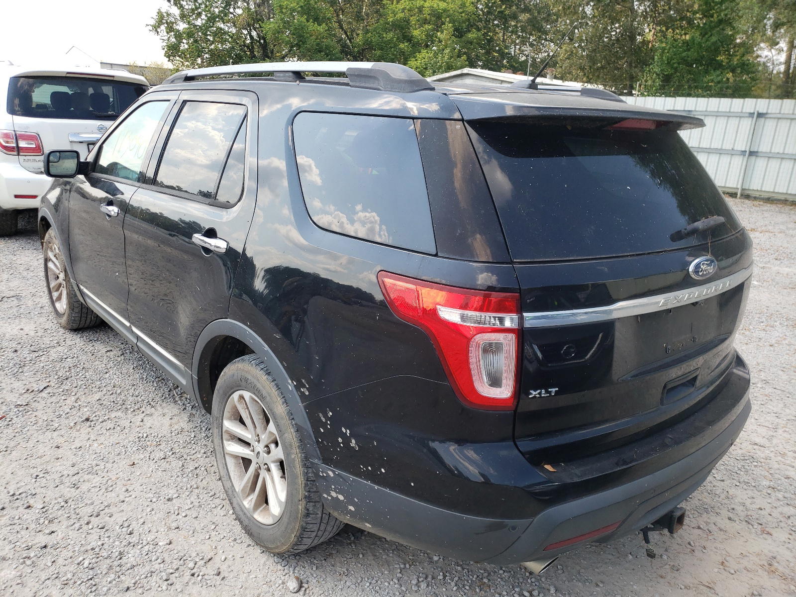 Photo 3 from auction – 2012 FORD EXPLORER X with VIN 1FMHK7D86CGA38264