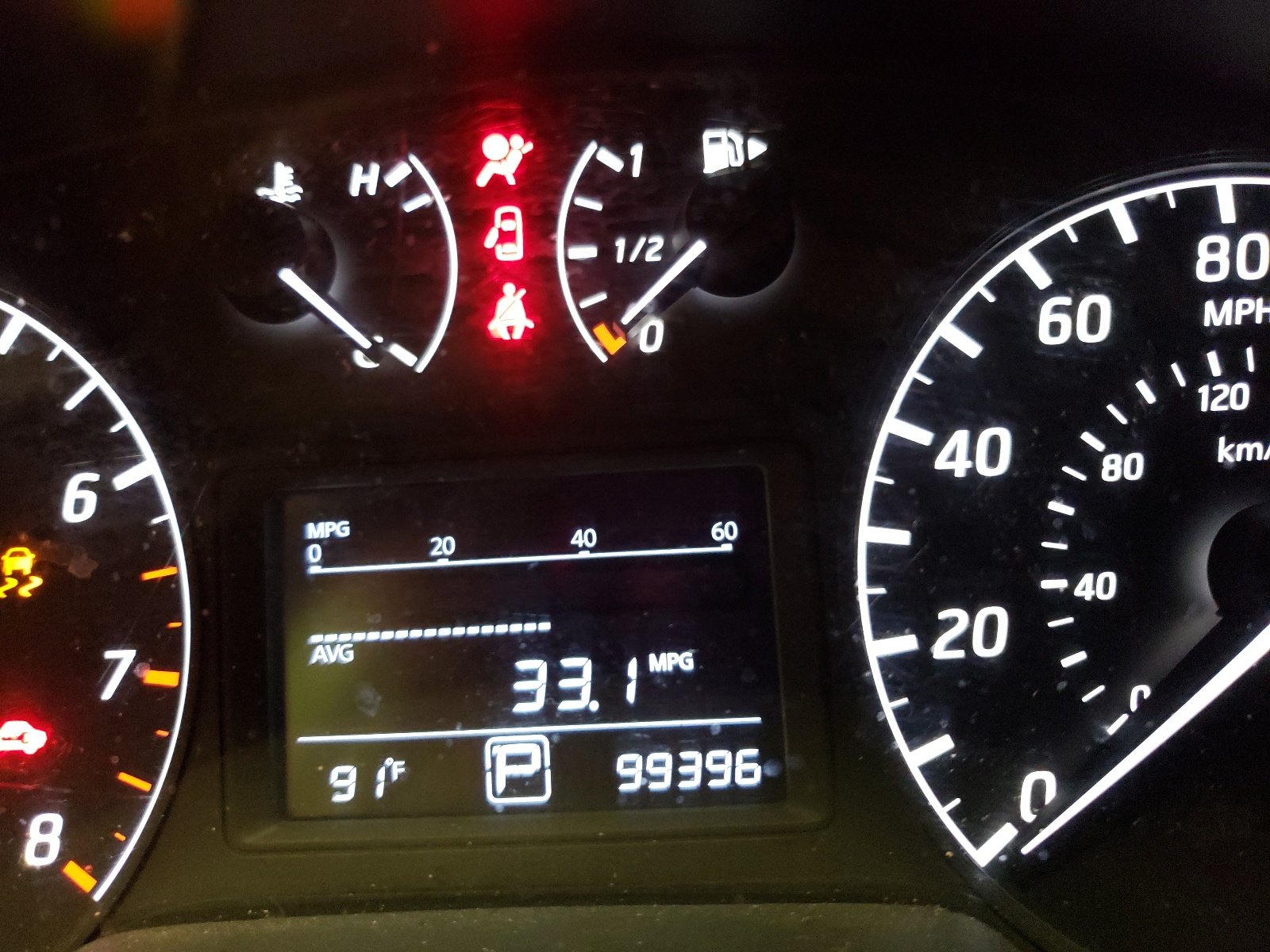 Photo 8 from auction – 2016 NISSAN SENTRA S with VIN 3N1AB7AP1GY247341