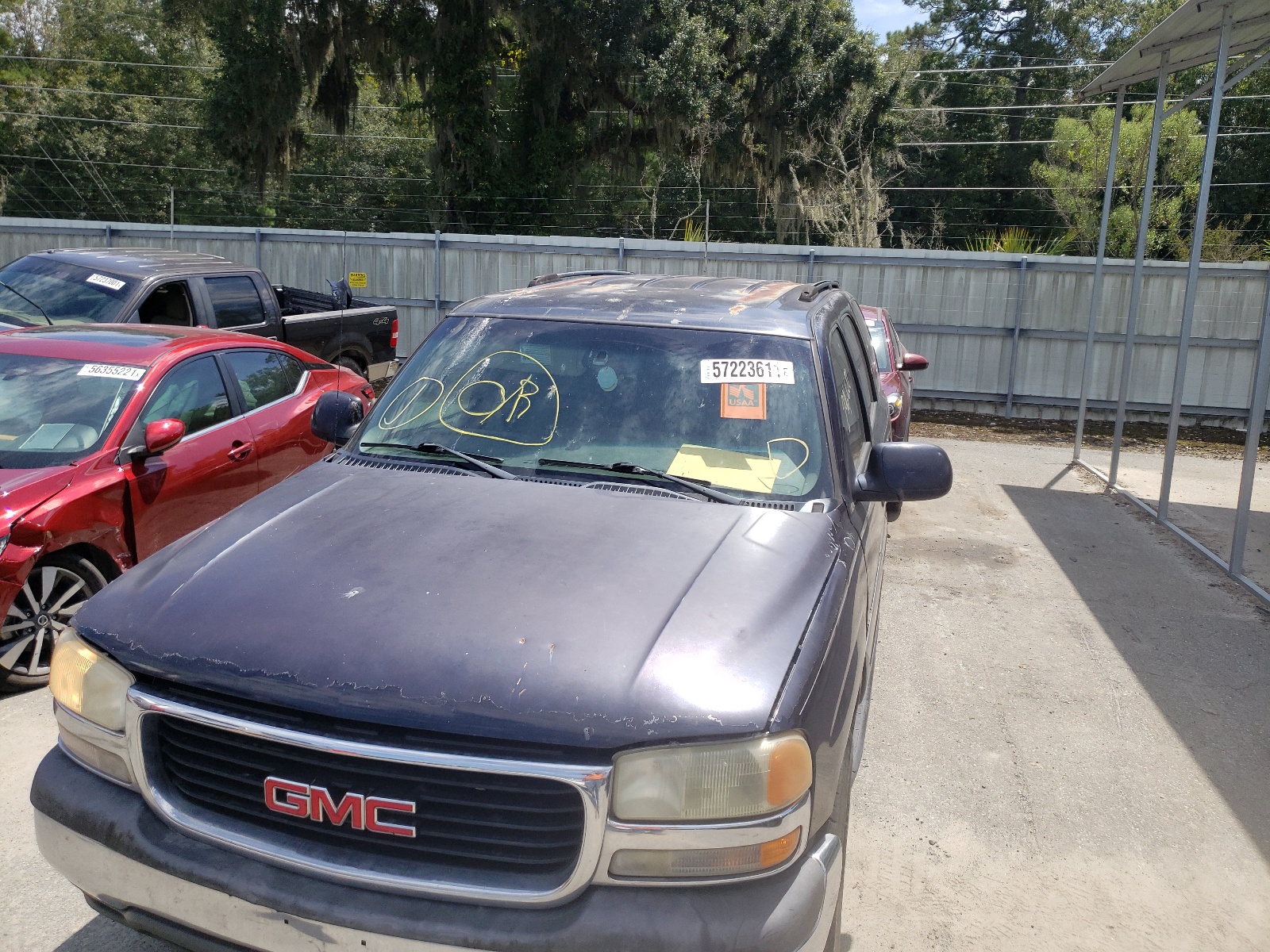 Photo 9 from auction – 2004 GMC YUKON with VIN 1GKEC13V64J155442