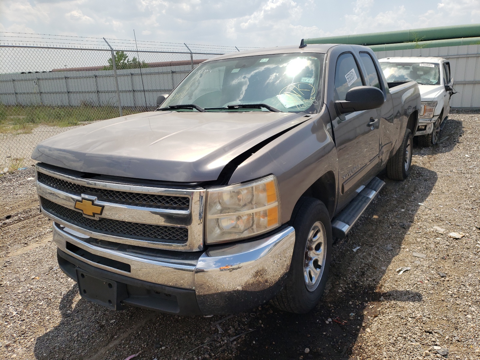 Photo 2 from auction – 2013 CHEVROLET SILVERADO with VIN 1GCRCREA9DZ109658