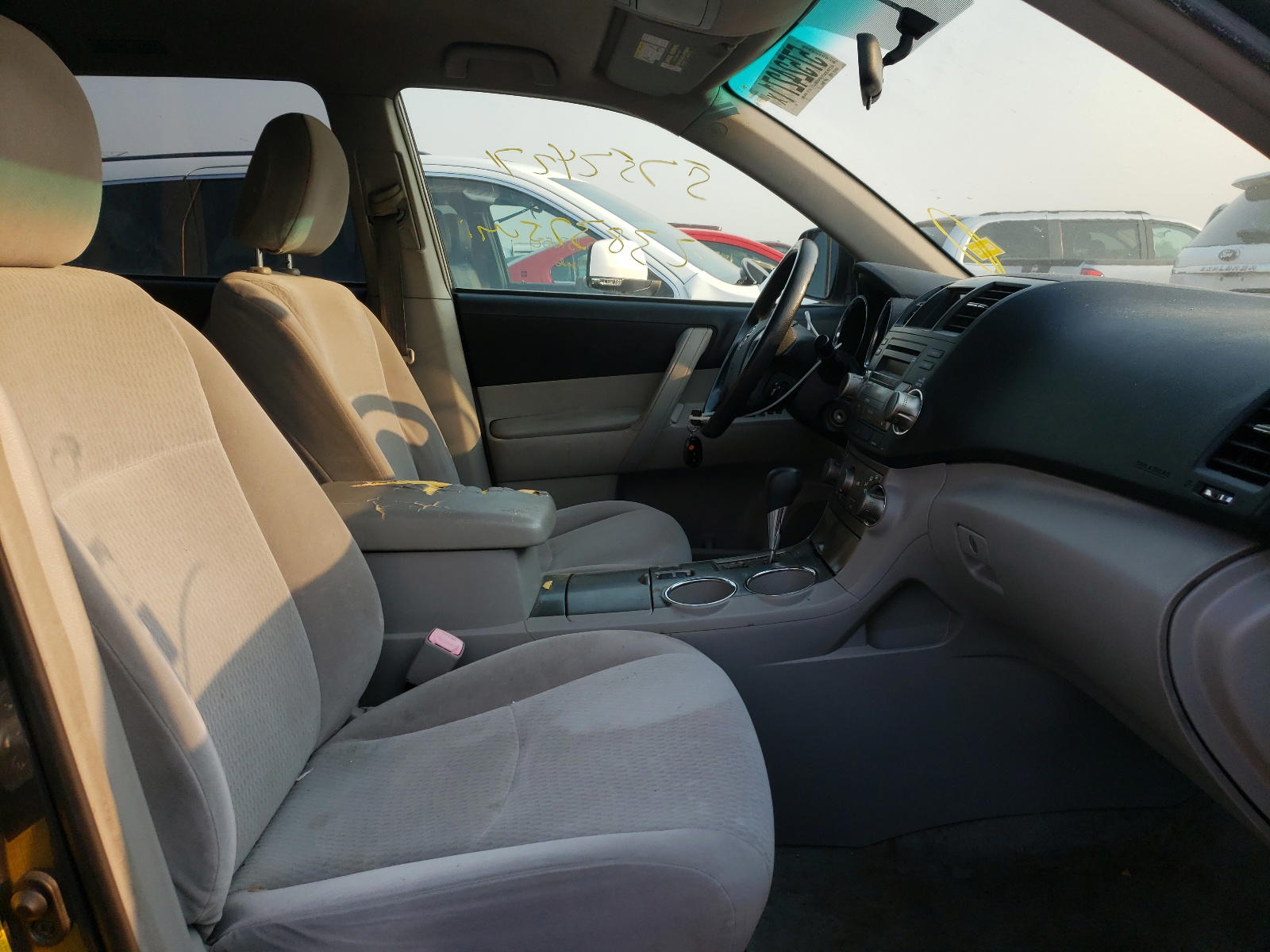 Photo 5 from auction – 2008 TOYOTA HIGHLANDER with VIN JTEDS41A482046372