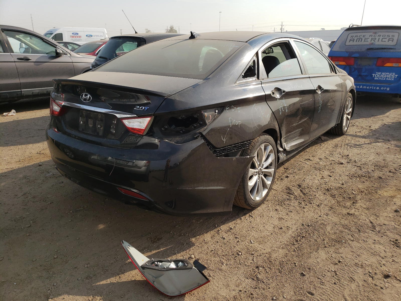 Photo 4 from auction – 2012 HYUNDAI SONATA SE with VIN 5NPEC4AB0CH421311
