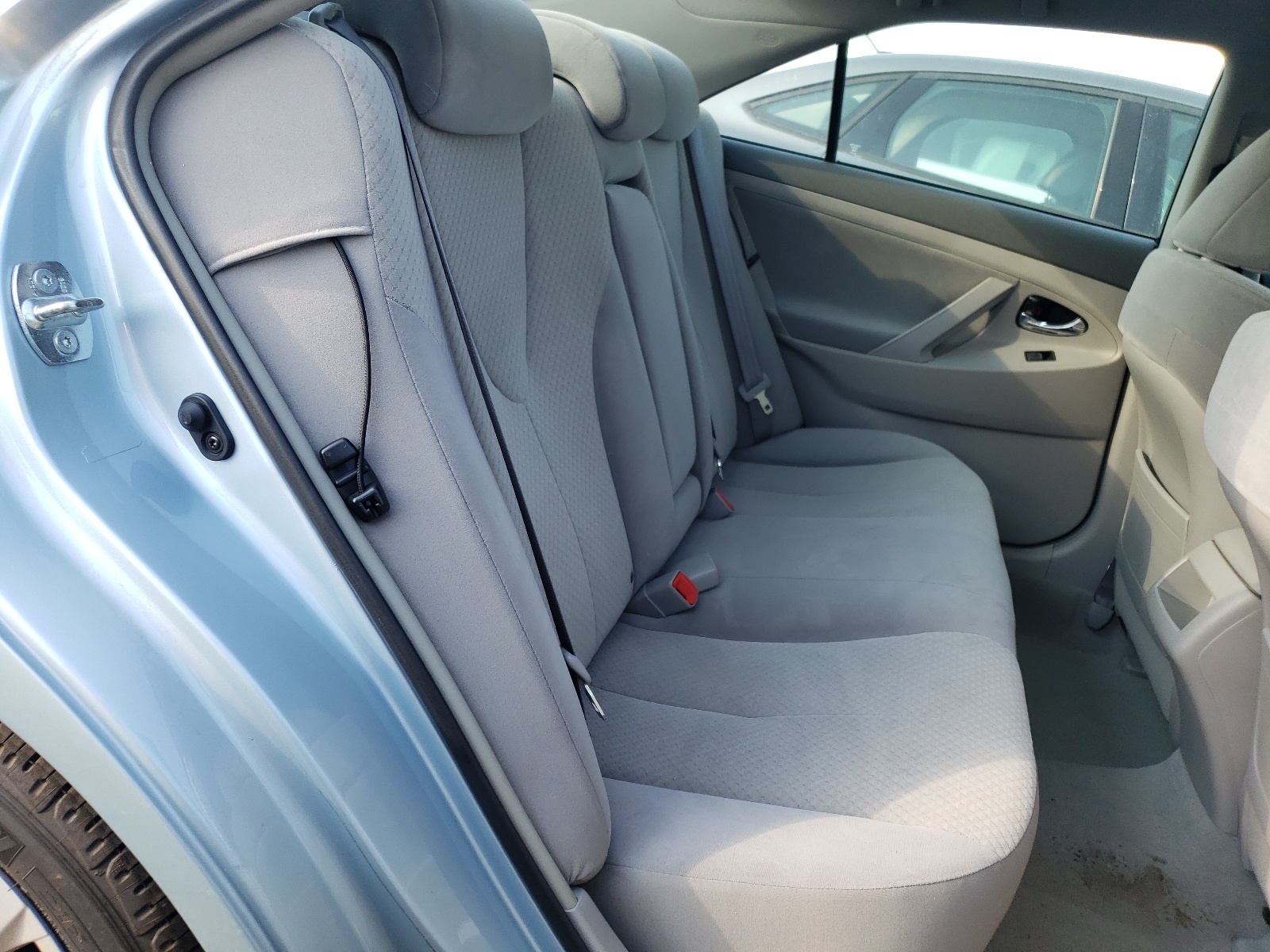 Photo 6 from auction – 2007 TOYOTA CAMRY with VIN 4T1BE46KX7U504001