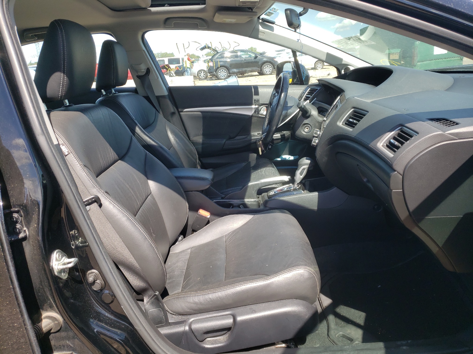 Photo 5 from auction – 2013 HONDA CIVIC EXL with VIN 19XFB2F93DE093583