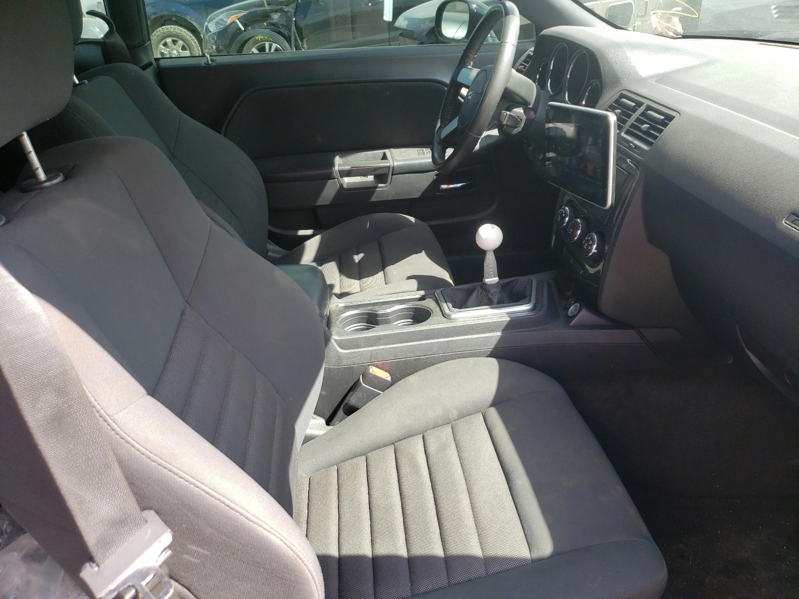 Photo 5 from auction – 2010 DODGE CHALLENGER with VIN 2B3CJ5DT0AH232768