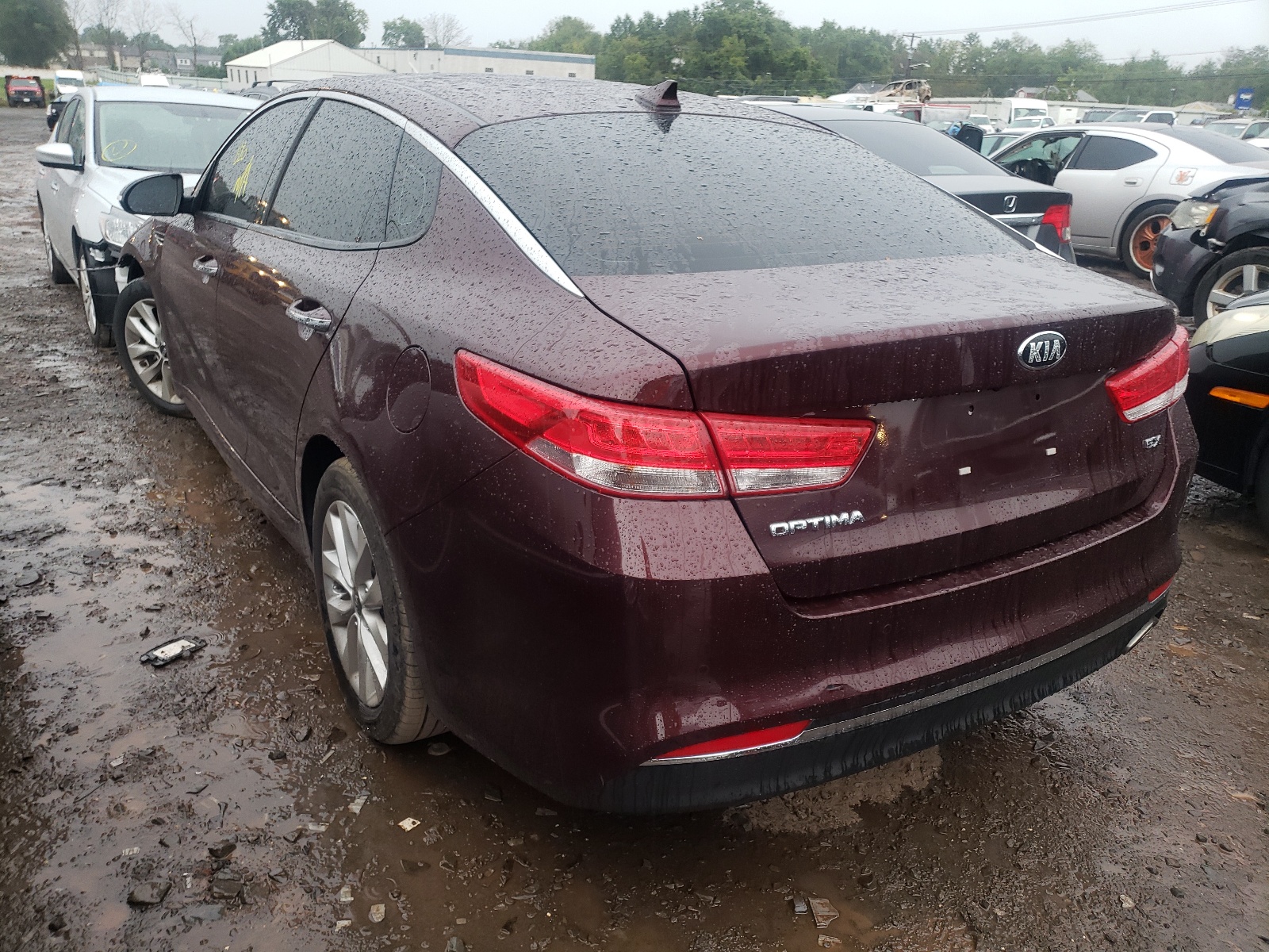 Photo 3 from auction – 2018 KIA OPTIMA EX with VIN 5XXGU4L39JG248411
