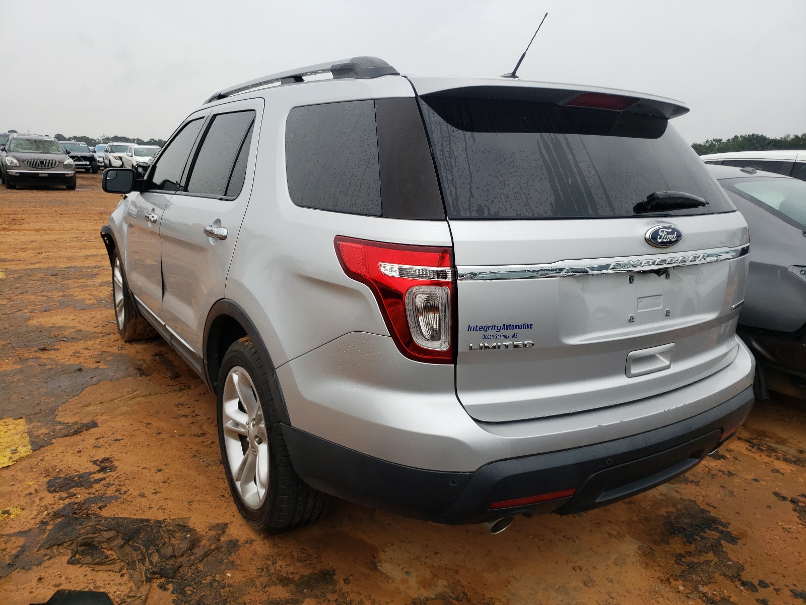 Foto 3 de la subasta – 2013 FORD EXPLORER L con VIN 1FM5K7F89DGB63583