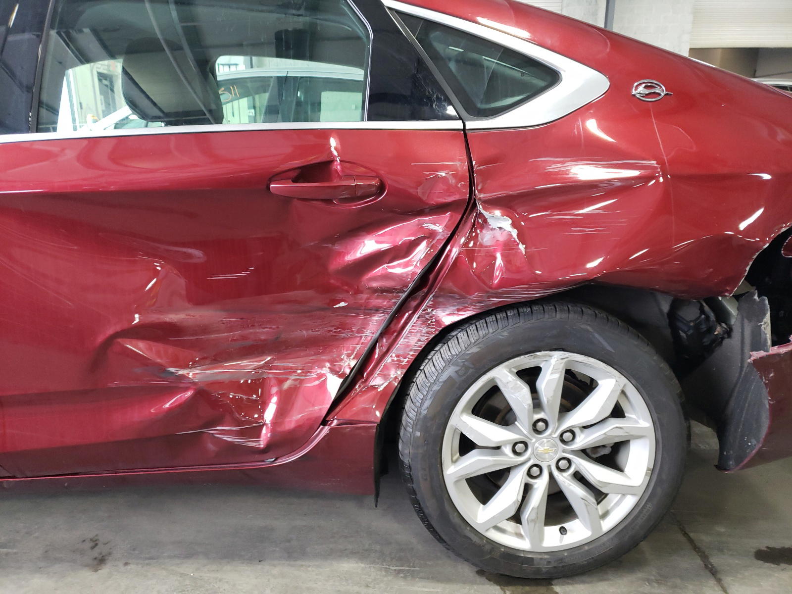 Photo 9 from auction – 2016 CHEVROLET IMPALA LT with VIN 1G1105SA7GU162419