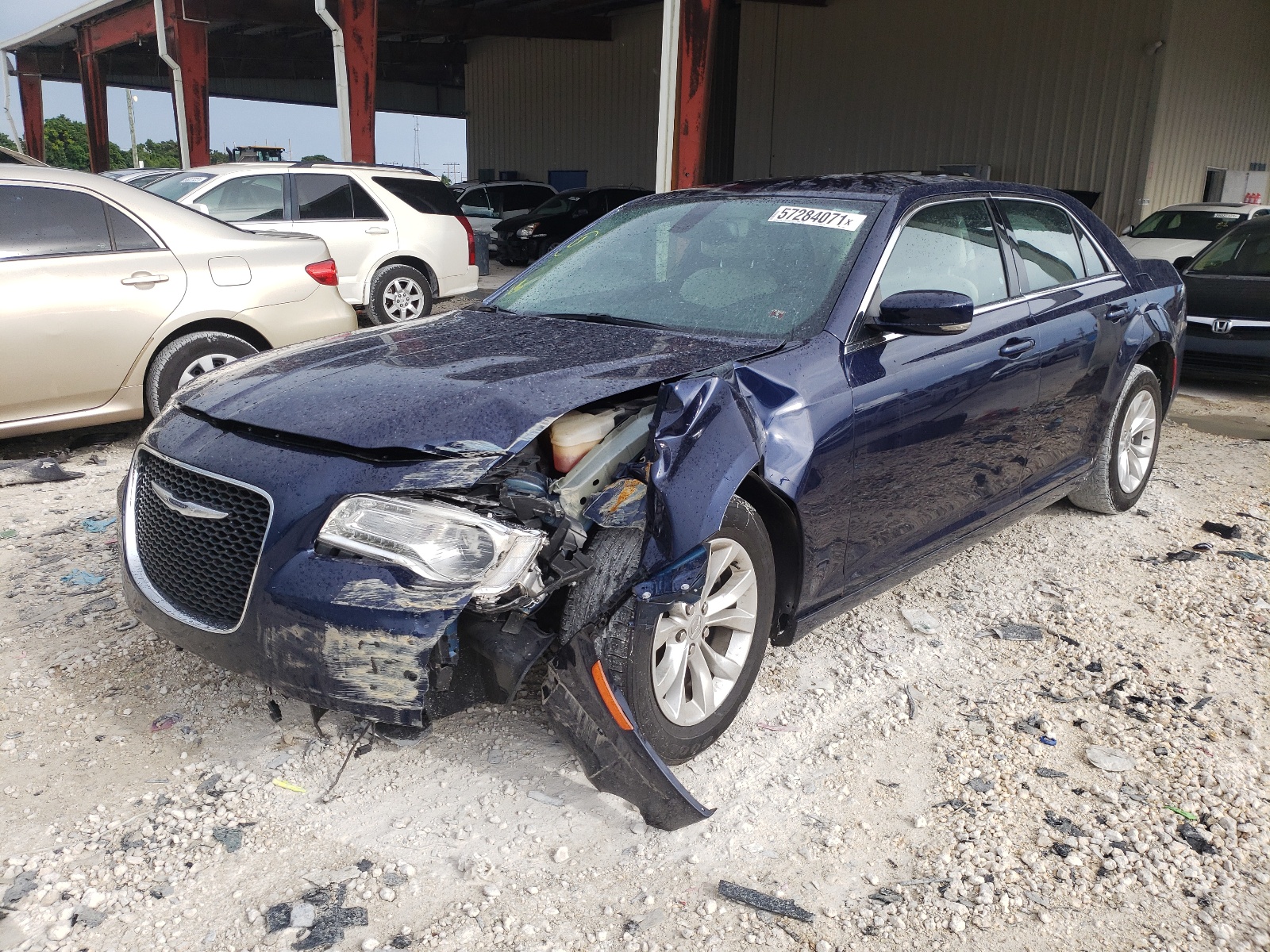 Фото 9 с аукциона – 2016 CHRYSLER 300 LIMITE с VIN 2C3CCAAG4GH212495