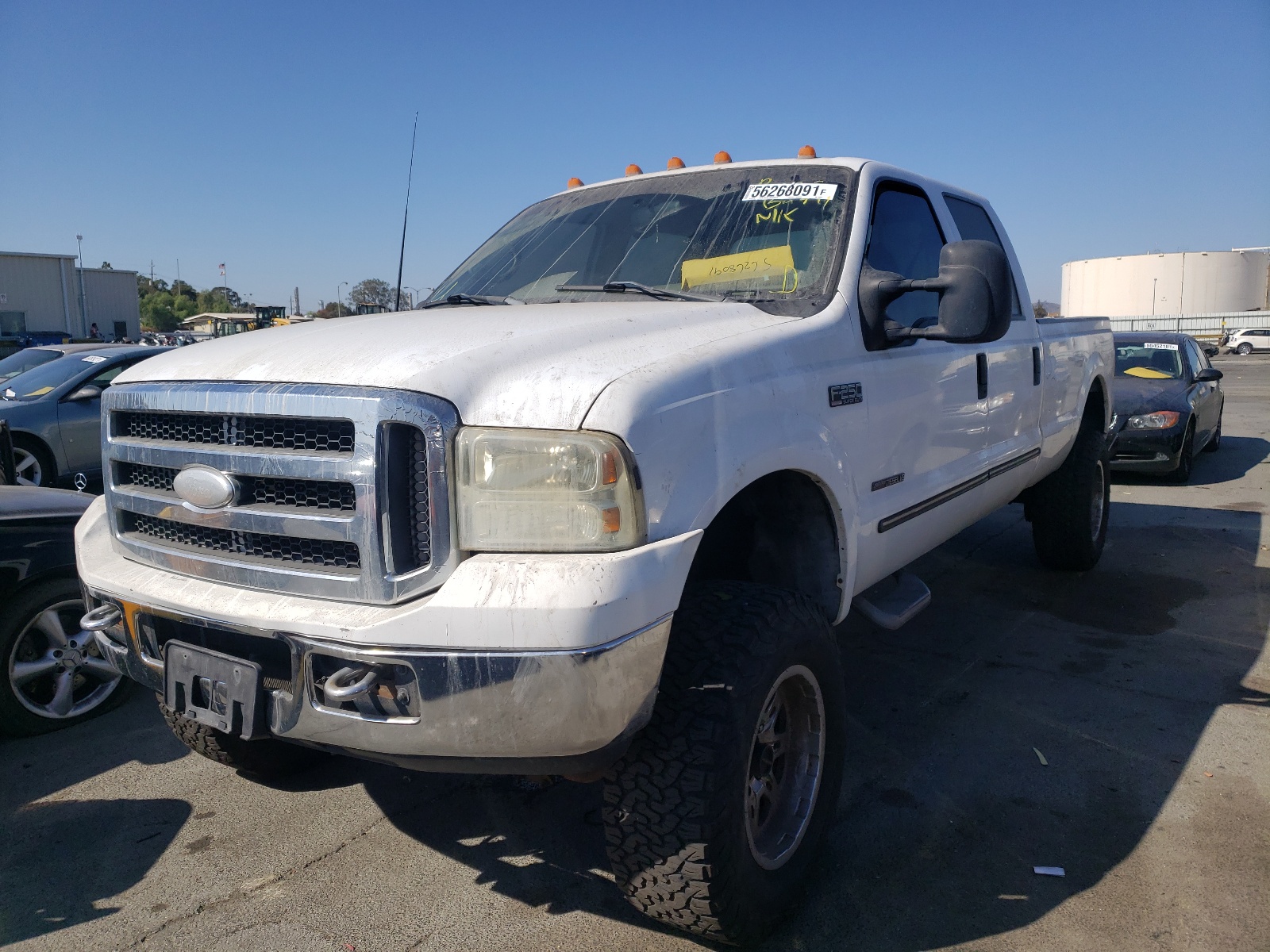 Photo 2 from auction – 2000 FORD F250 SUPER with VIN 1FTNW21F8YEB66073