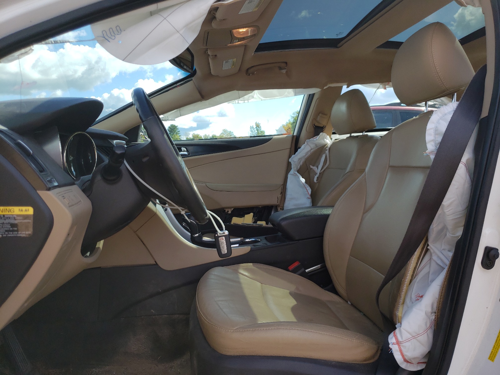 Photo 5 from auction – 2013 HYUNDAI SONATA SE with VIN 5NPEC4AC9DH629522