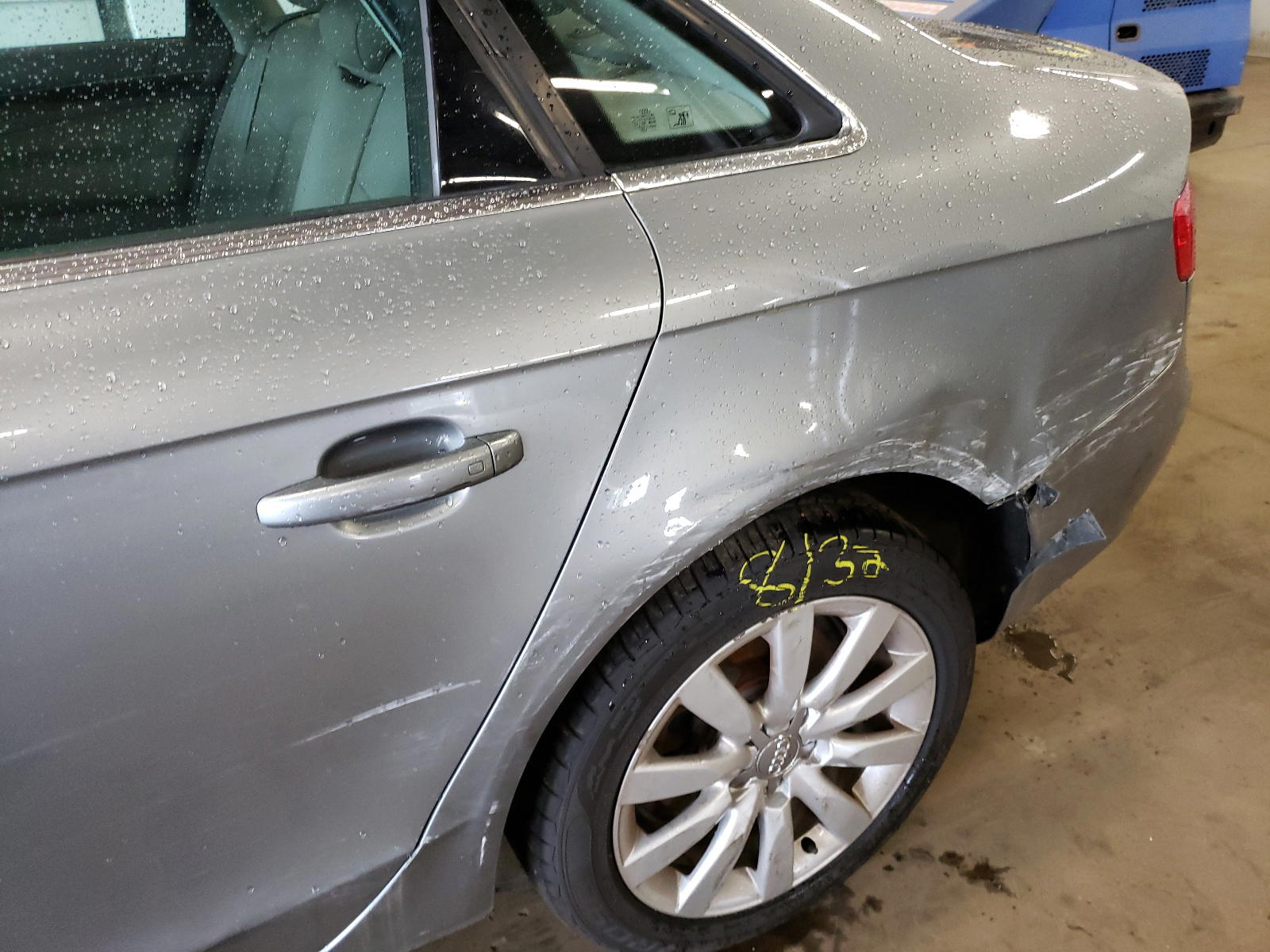Photo 9 from auction – 2011 AUDI A4 PREMIUM with VIN WAUFFBFL0BN045996