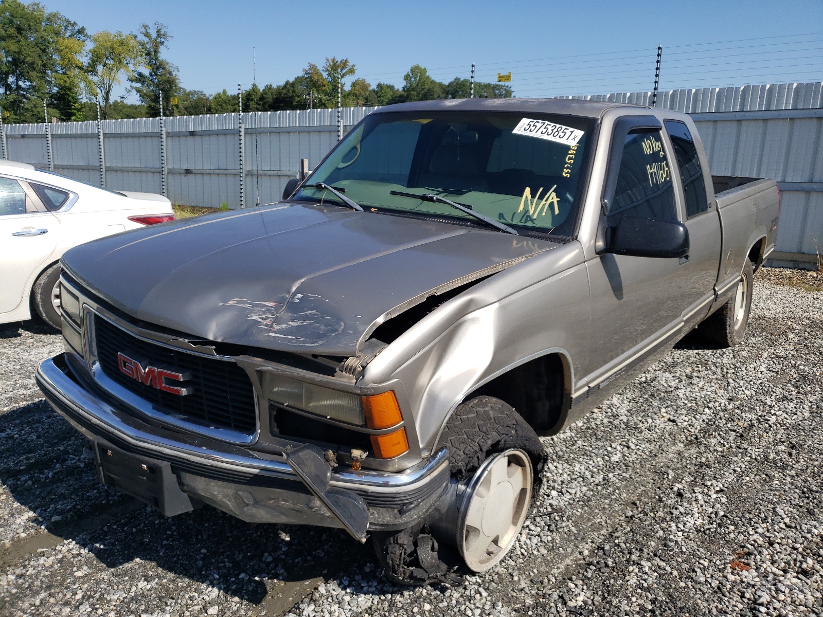 Photo 2 from auction – 1998 GMC SIERRA K15 with VIN 2GTEK19R9W1556991