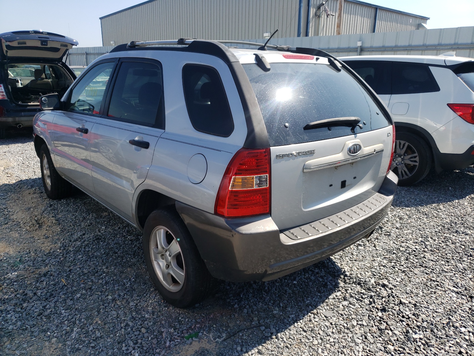 Photo 3 from auction – 2007 KIA SPORTAGE L with VIN KNDJF724977448637