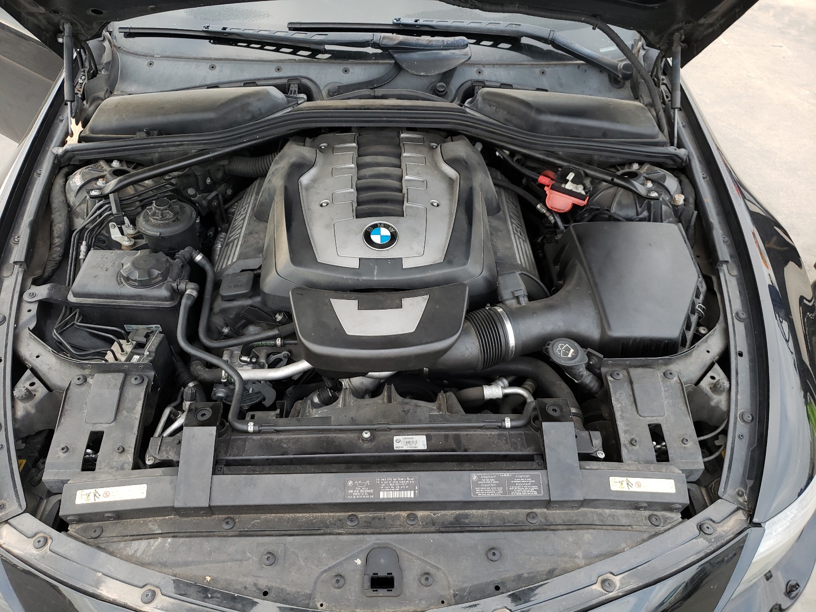 Photo 7 from auction – 2007 BMW 650 I with VIN WBAEH13577CR53032