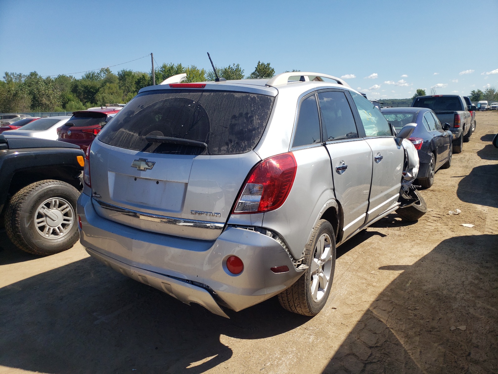 Photo 4 from auction – 2014 CHEVROLET CAPTIVA LT with VIN 3GNAL3EK3ES642596