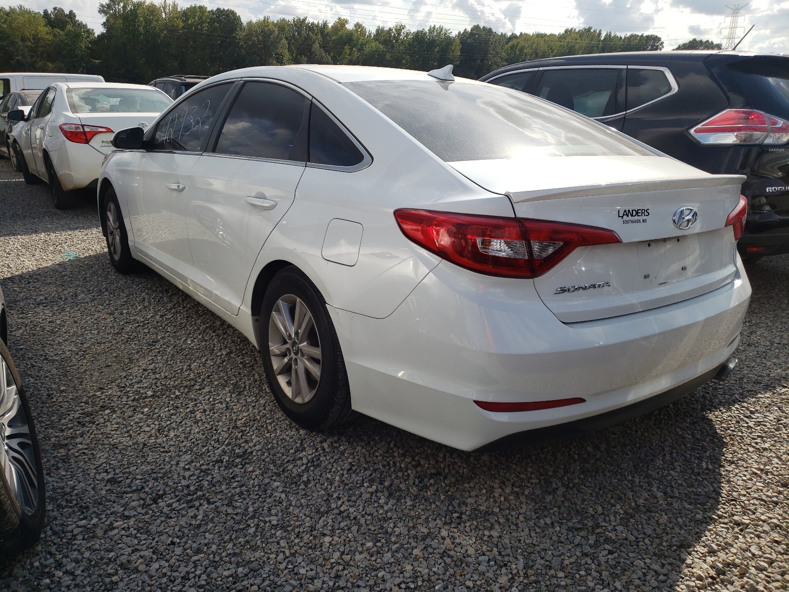 Photo 3 from auction – 2017 HYUNDAI SONATA SE with VIN 5NPE24AF1HH541647