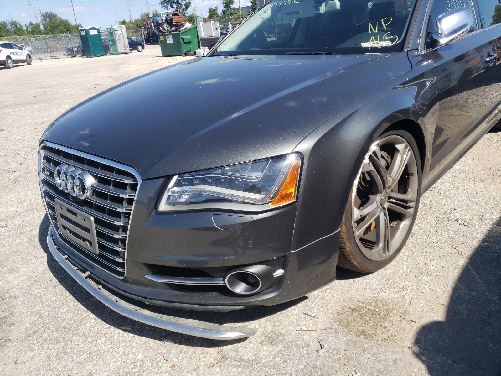 Photo 9 from auction – 2013 AUDI S8 QUATTRO with VIN WAUD2AFD9DN005506