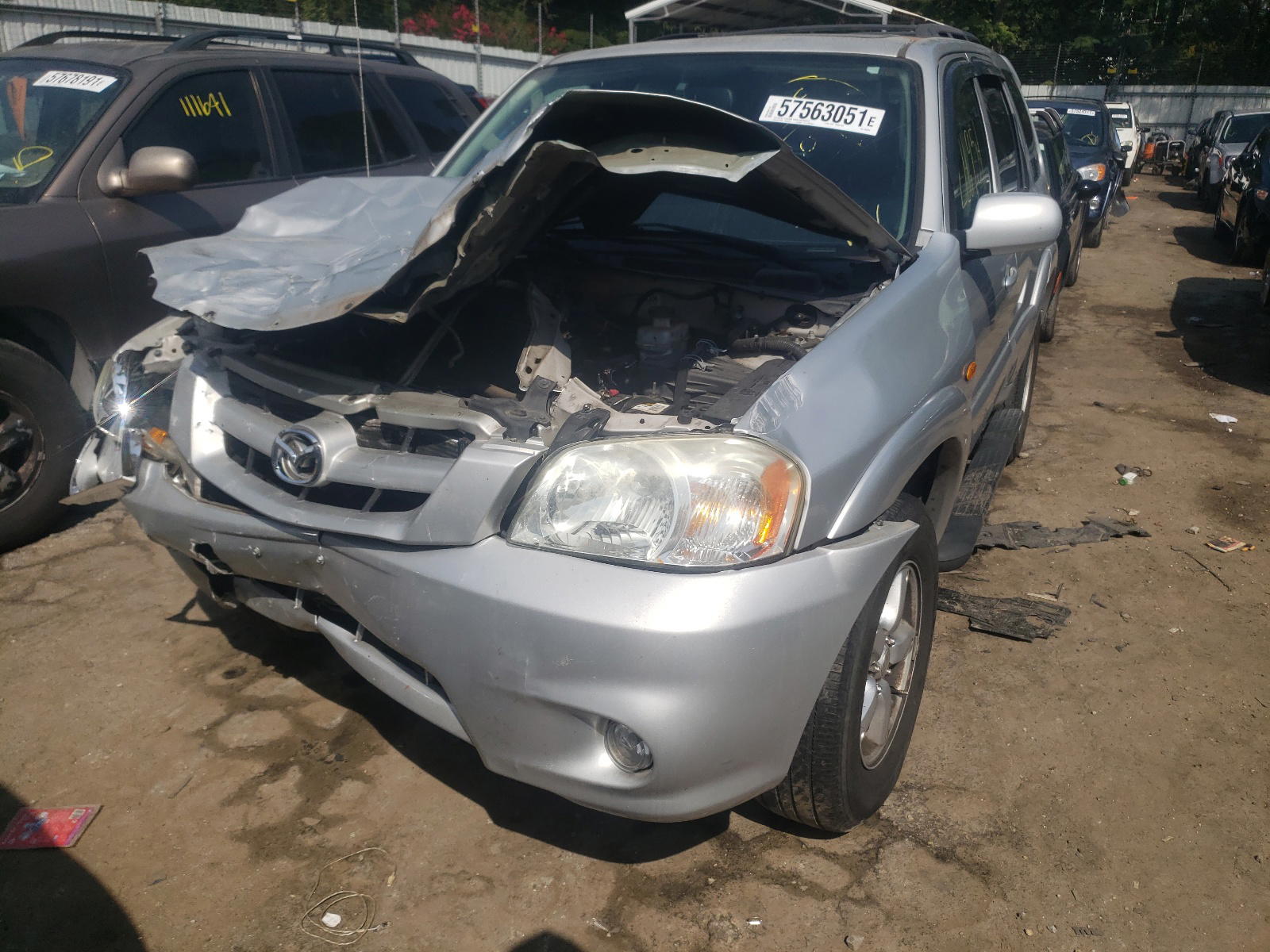 Photo 2 from auction – 2005 MAZDA TRIBUTE S with VIN 4F2CZ061X5KM00095