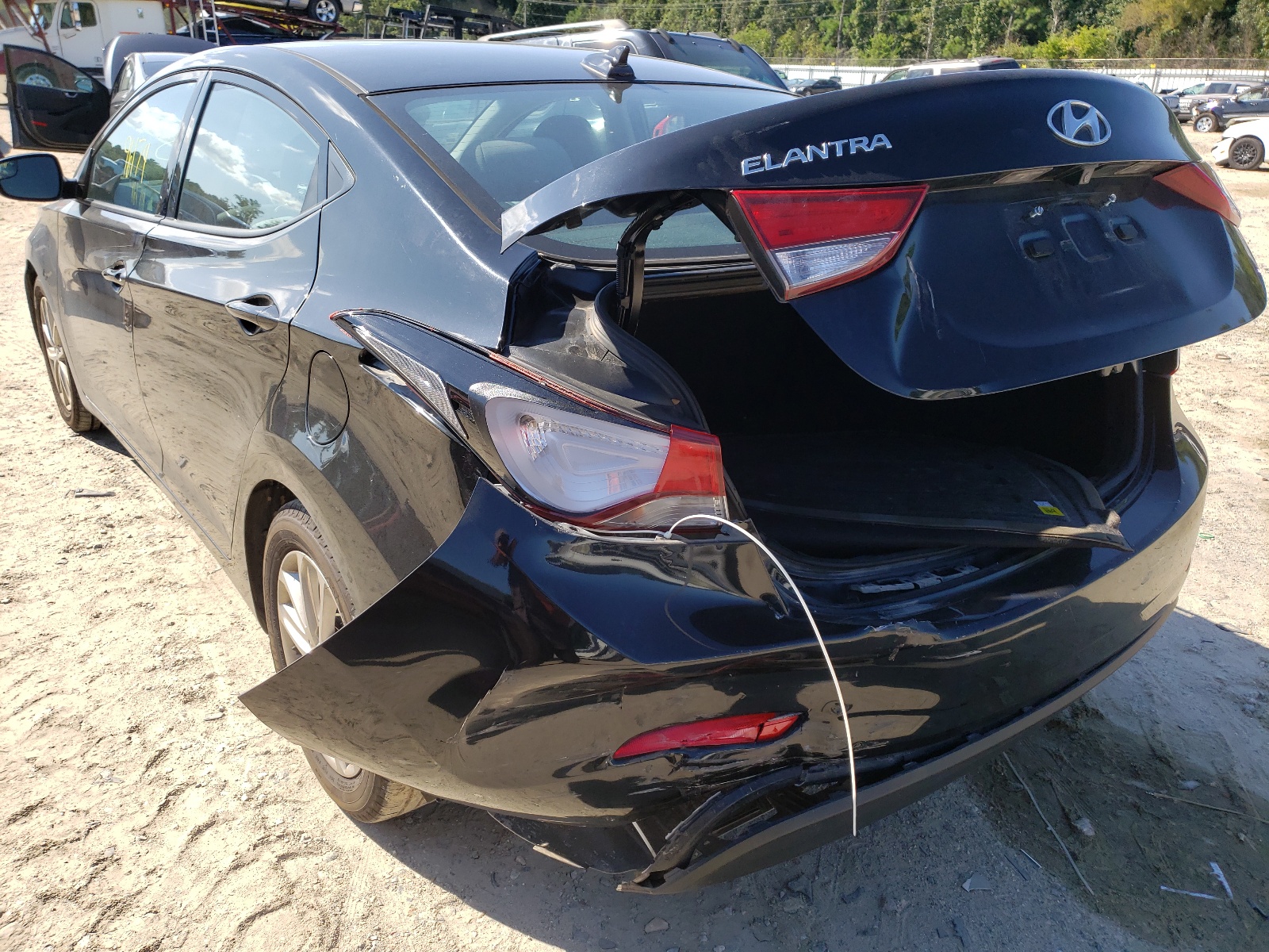 Photo 3 from auction – 2016 HYUNDAI ELANTRA with VIN KMHDH4AE8GU544398