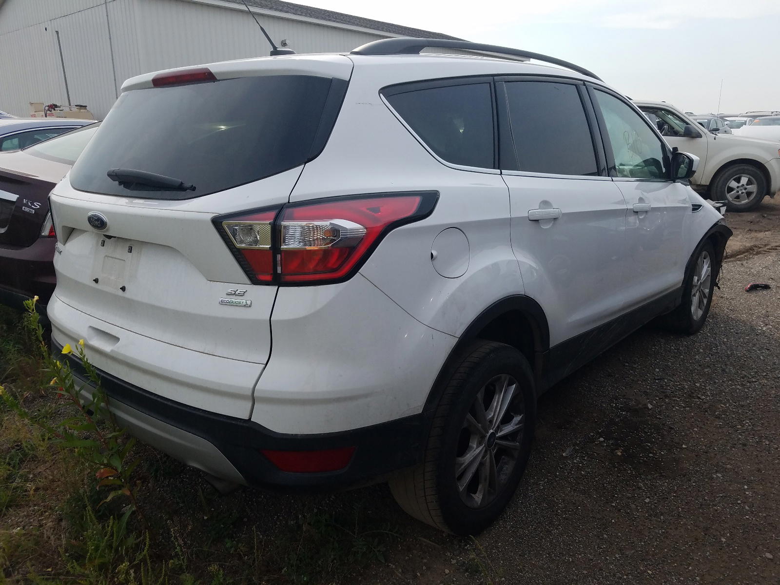 Photo 4 from auction – 2018 FORD ESCAPE SE with VIN 1FMCU0GD6JUC89000