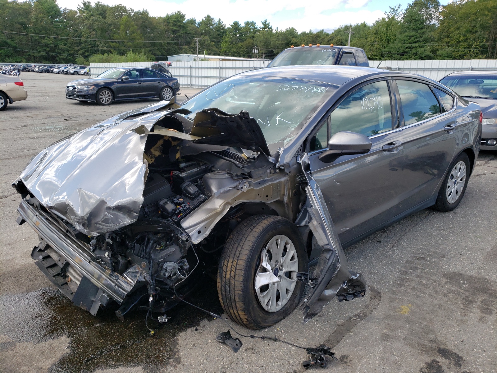 Photo 2 from auction – 2013 FORD FUSION S with VIN 3FA6P0G78DR129186