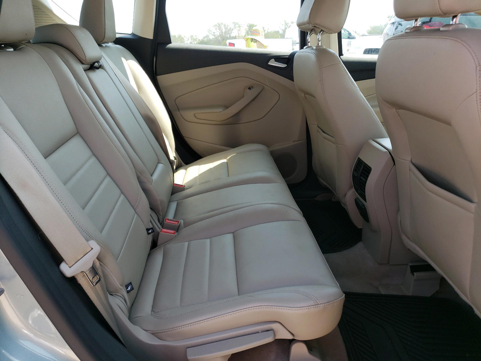Photo 6 from auction – 2013 FORD C-MAX SEL with VIN 1FADP5BU2DL525484