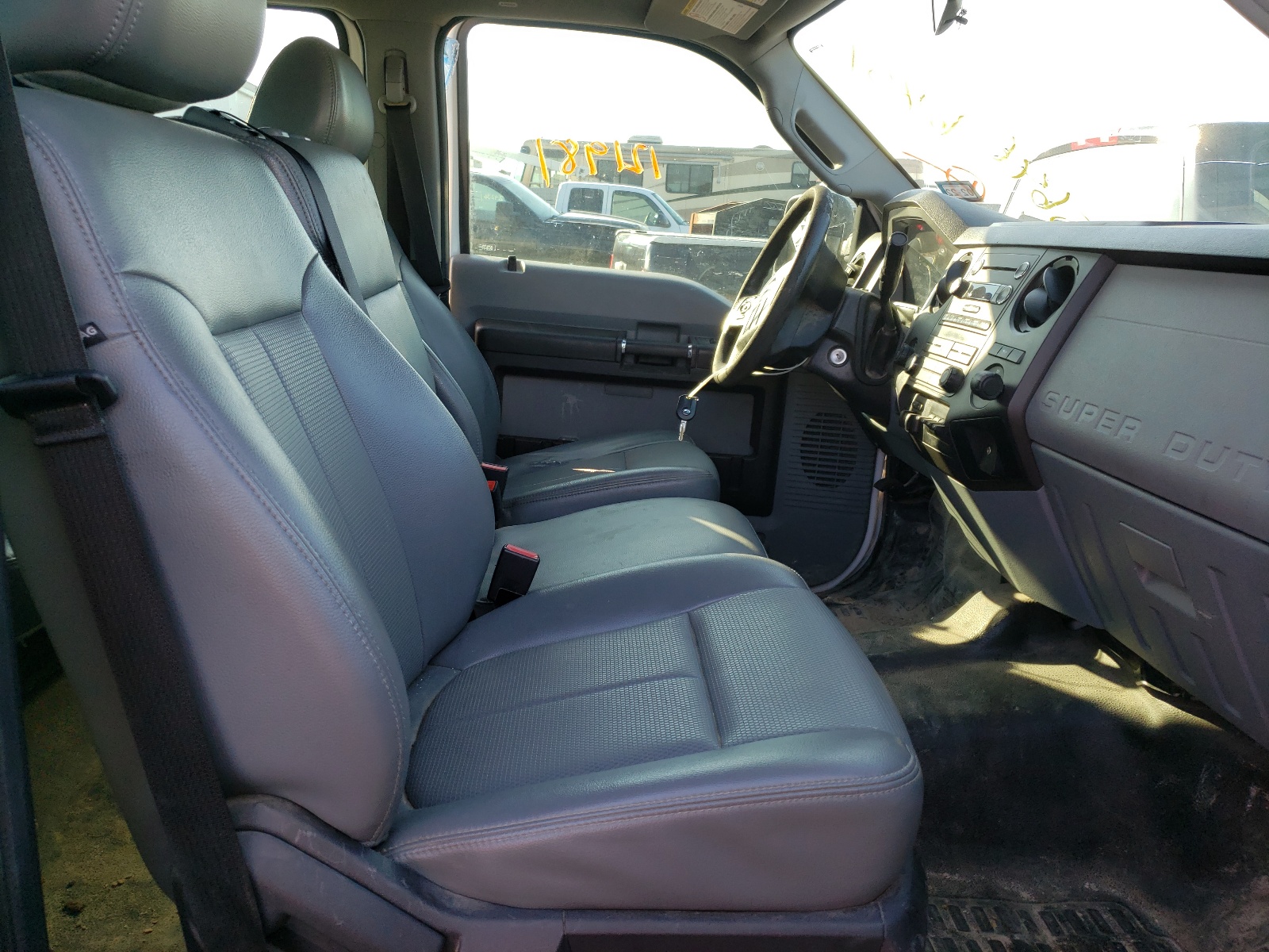 Photo 5 from auction – 2013 FORD F250 SUPER with VIN 1FT7W2A62DEA60639