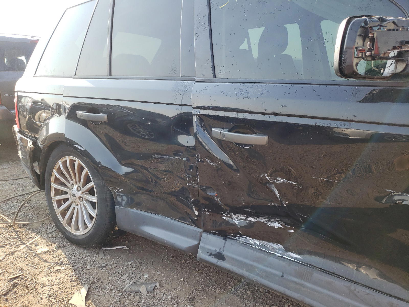 Photo 9 from auction – 2011 LAND ROVER RANGE ROVE with VIN SALSF2D46BA273885
