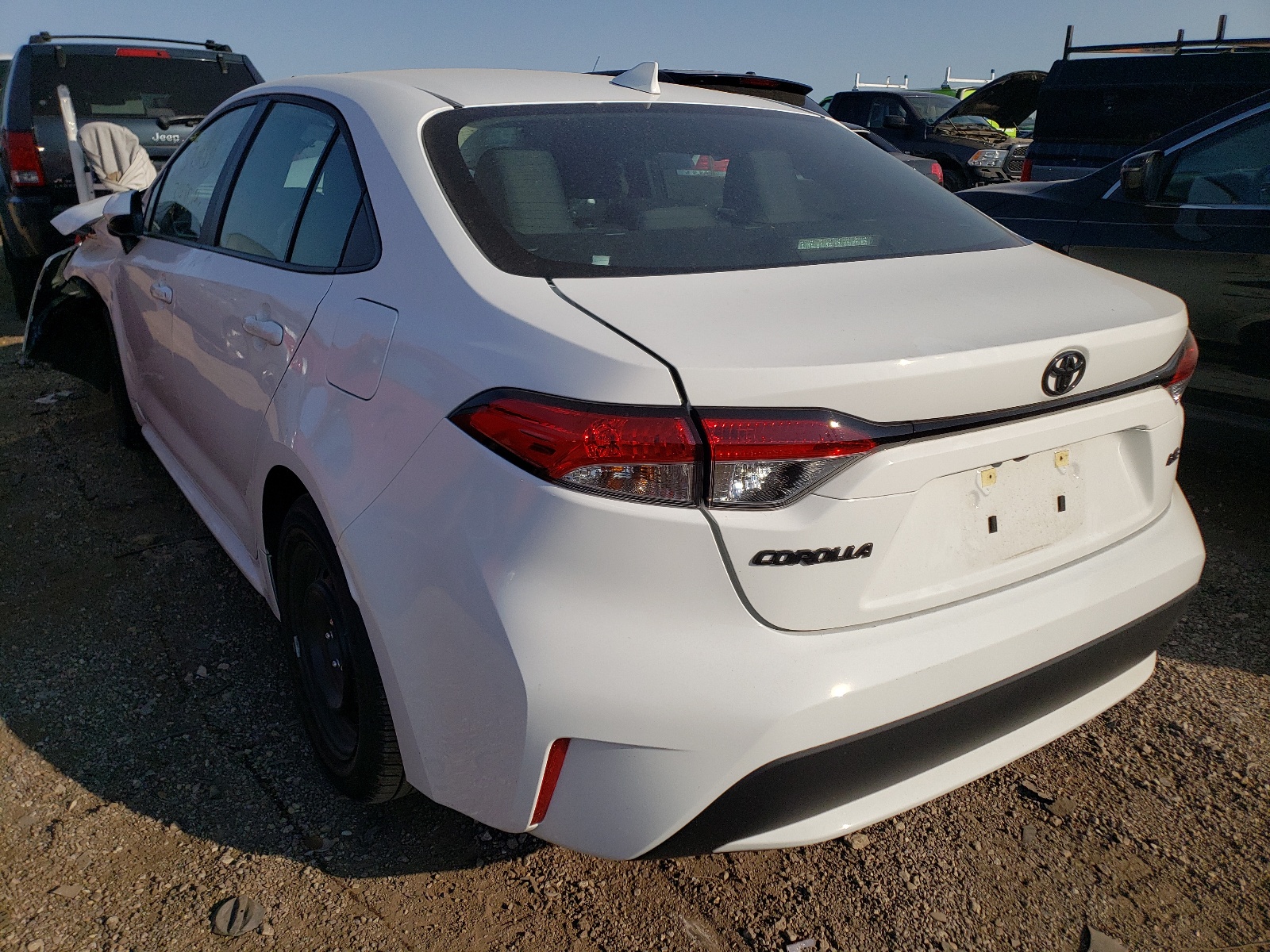Photo 3 from auction – 2021 TOYOTA COROLLA LE with VIN 5YFEPMAE5MP216683