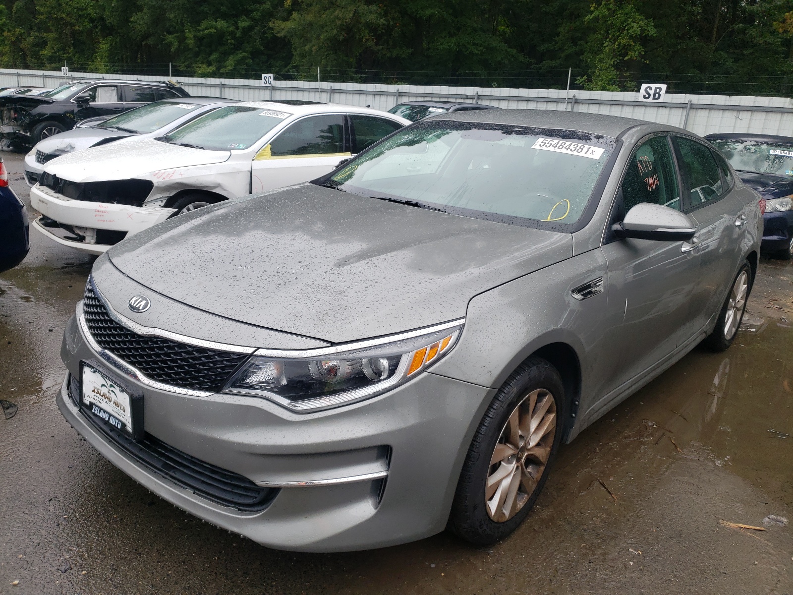 Photo 2 from auction – 2017 KIA OPTIMA LX with VIN 5XXGT4L35HG164700