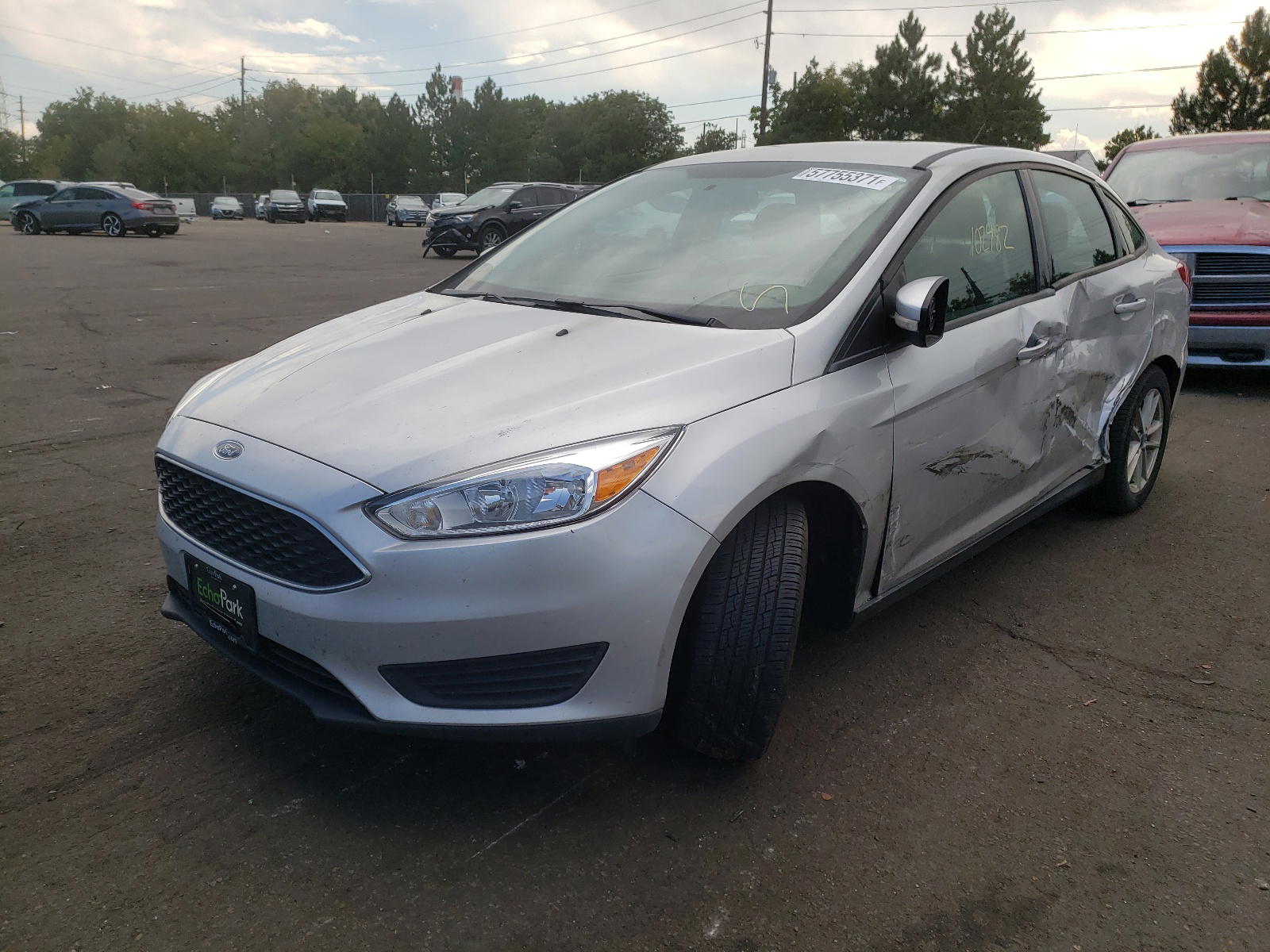 Photo 2 from auction – 2016 FORD FOCUS SE with VIN 1FADP3F28GL313903