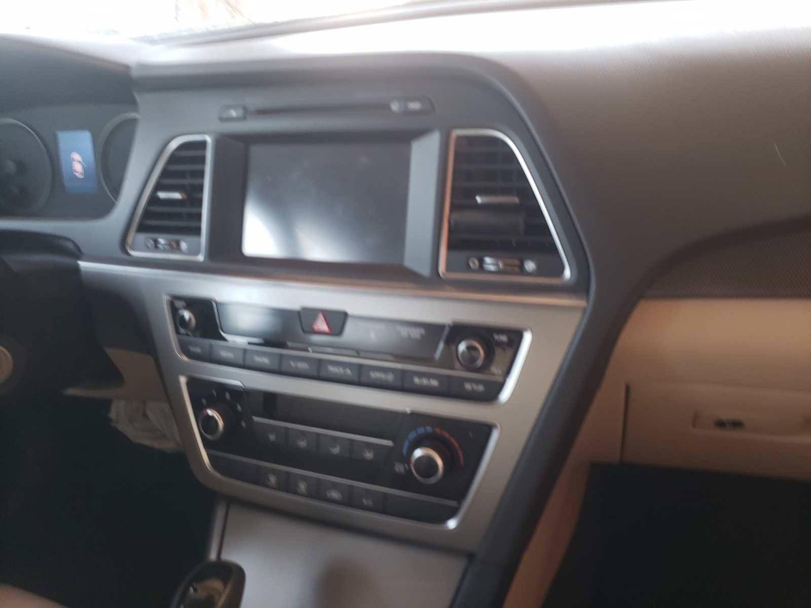 Photo 9 from auction – 2017 HYUNDAI SONATA SPO with VIN 5NPE34AF6HH449138
