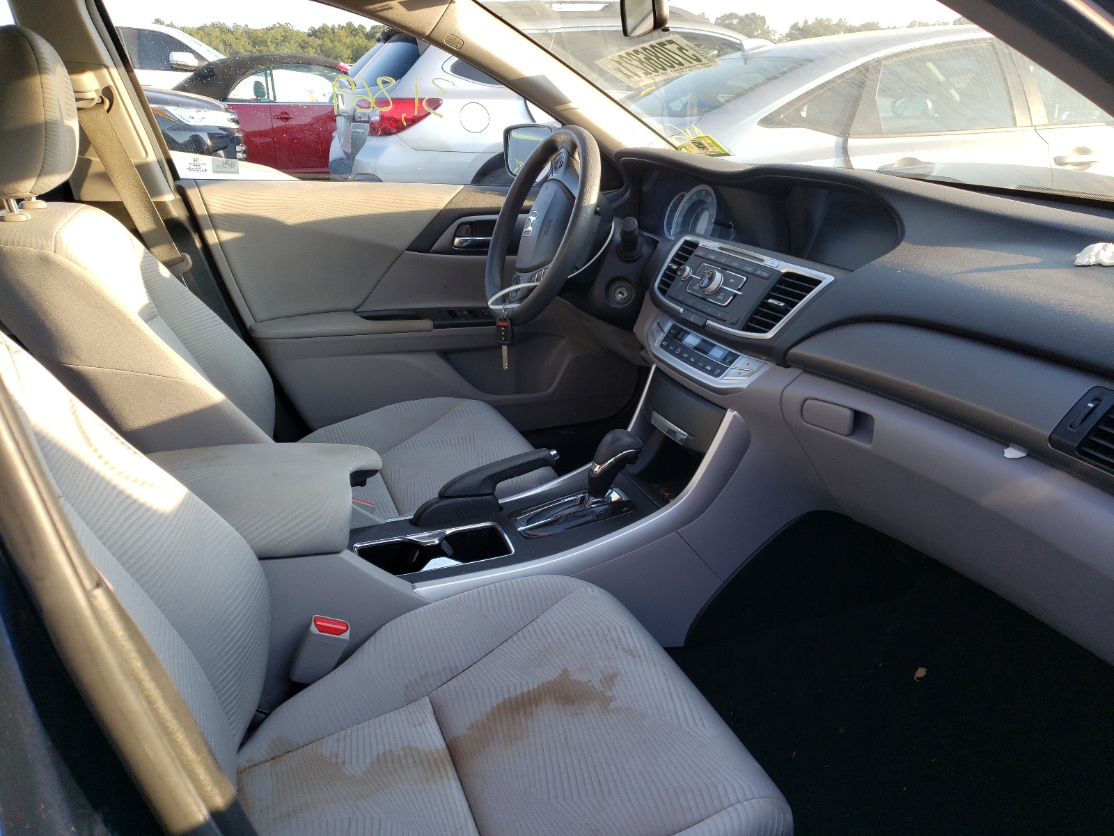 Photo 5 from auction – 2014 HONDA ACCORD LX with VIN 1HGCR2F37EA195971