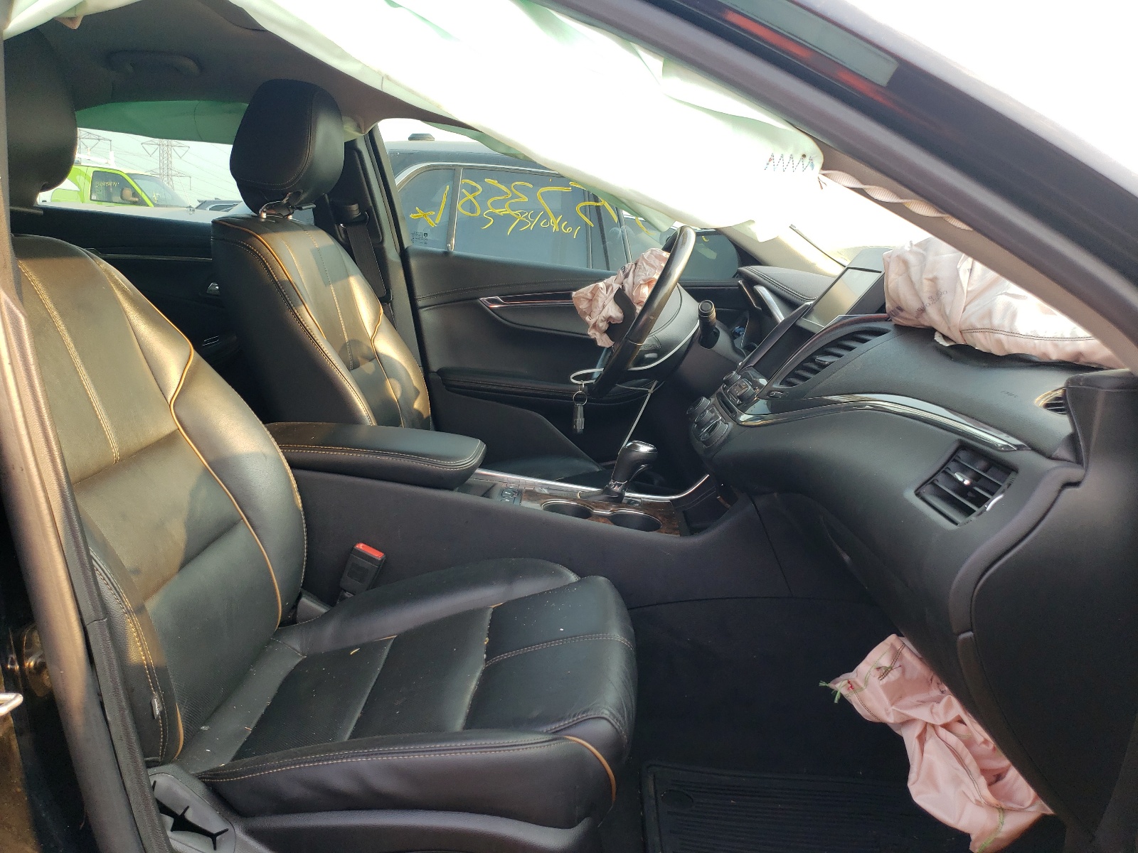Photo 5 from auction – 2015 CHEVROLET IMPALA LTZ with VIN 2G1165S34F9193915
