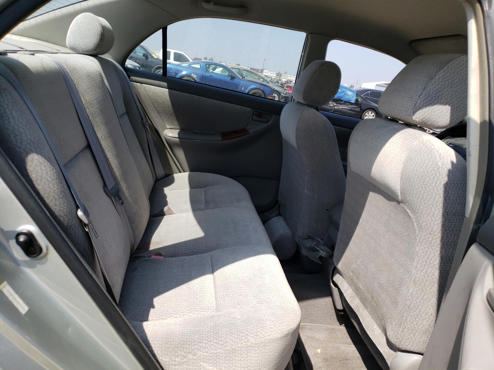 Photo 6 from auction – 2003 TOYOTA COROLLA CE with VIN JTDBR32E130033764