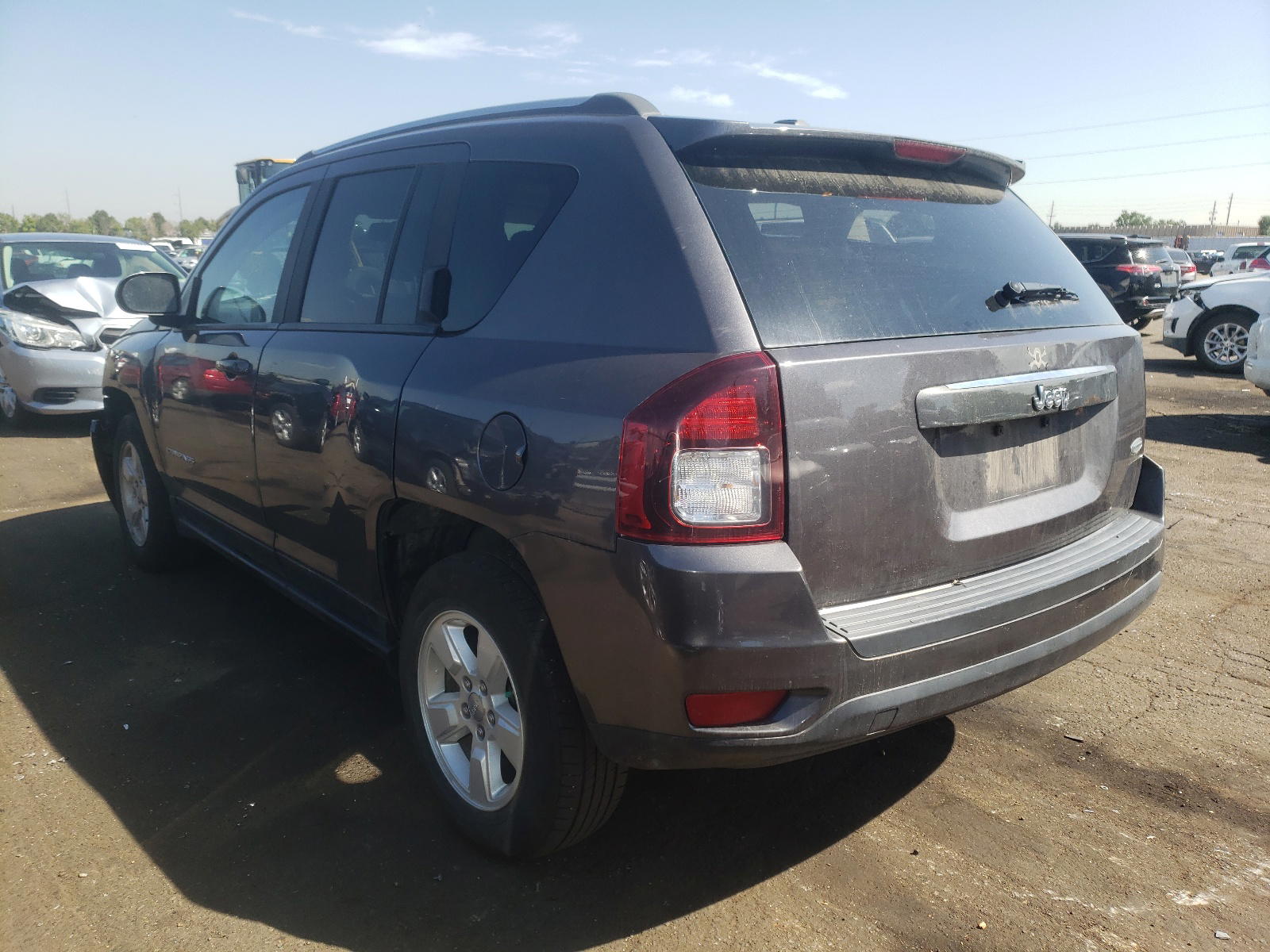 Photo 3 from auction – 2017 JEEP COMPASS LA with VIN 1C4NJCEBXHD198721