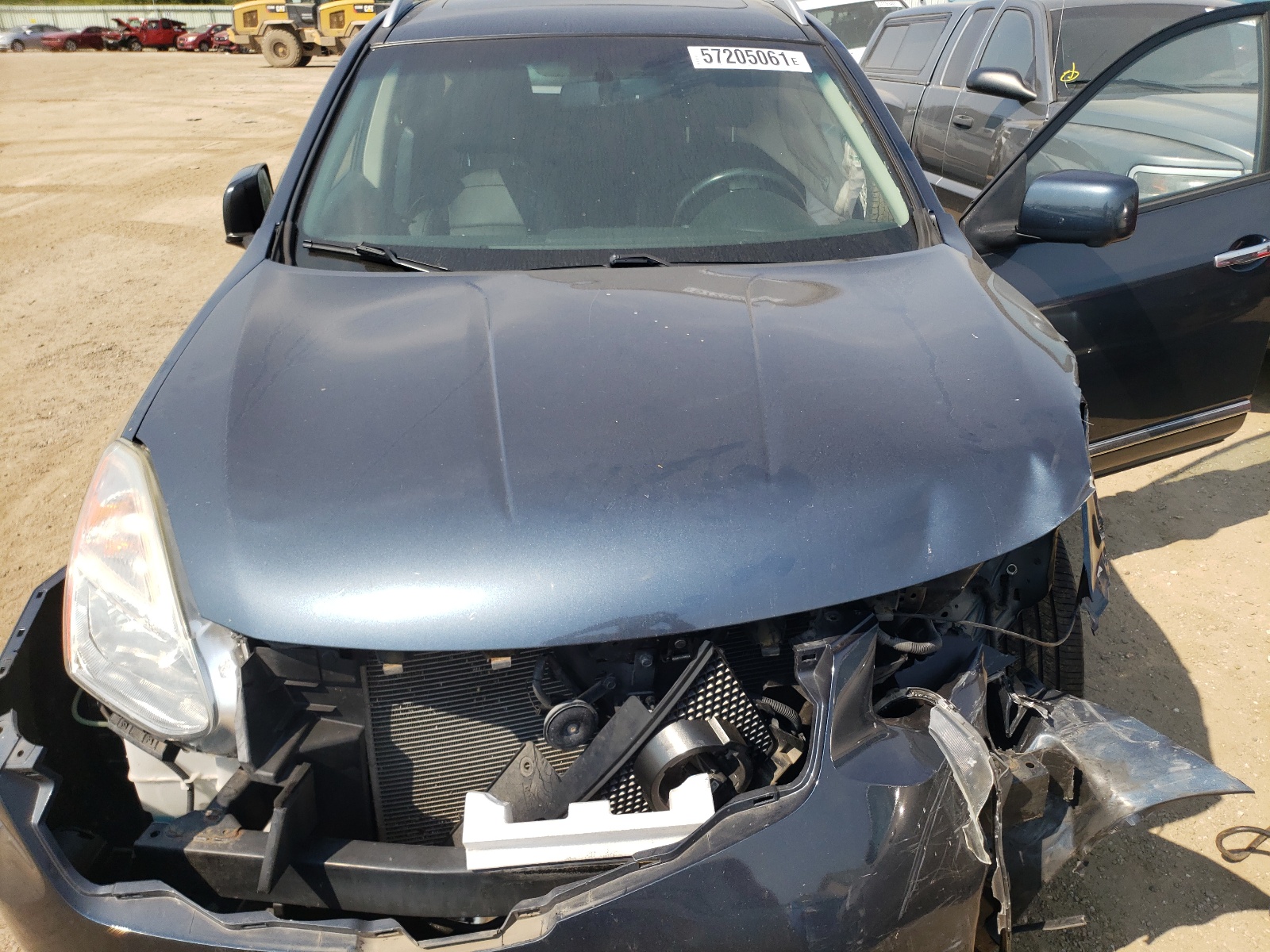 Photo 7 from auction – 2012 NISSAN ROGUE S with VIN JN8AS5MV5CW407870
