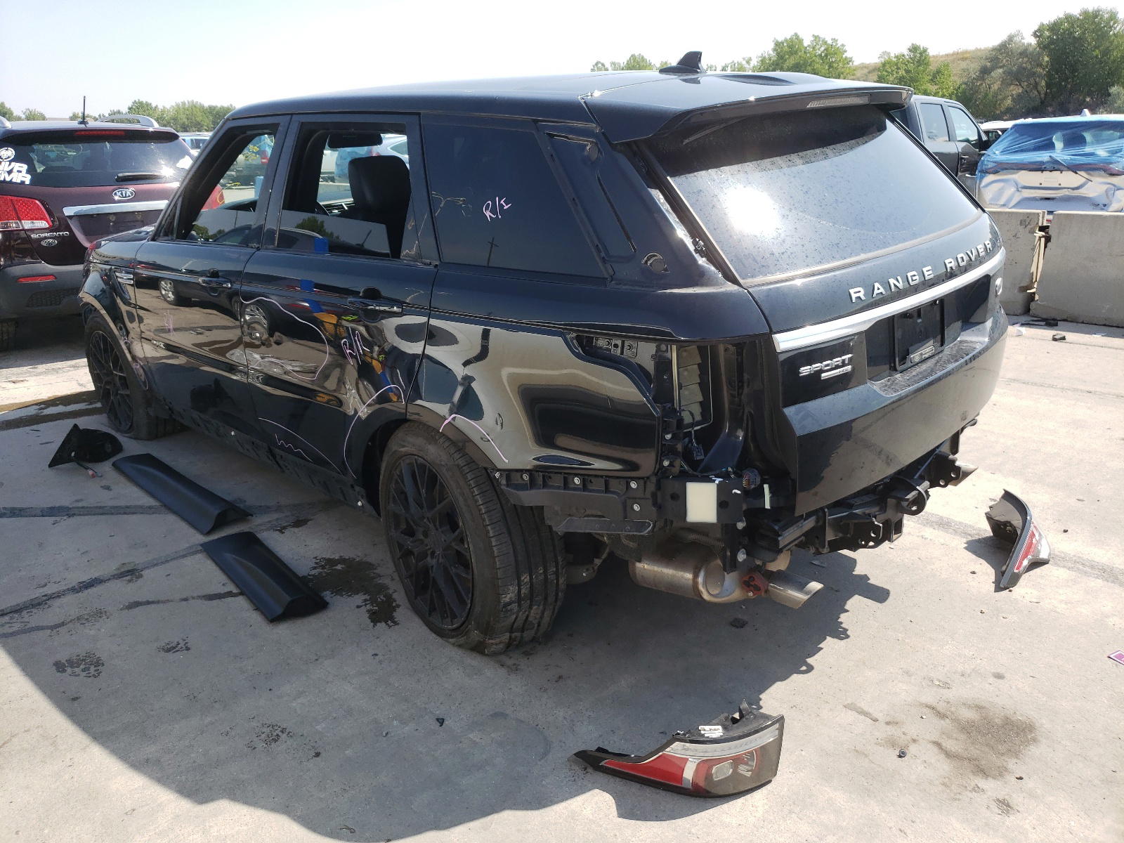 Photo 3 from auction – 2015 LAND ROVER RANGE ROVE with VIN SALWR2VF7FA527344