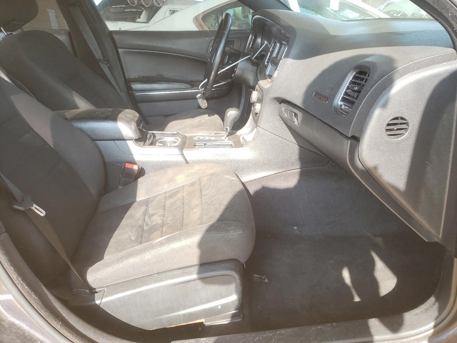 Photo 5 from auction – 2014 DODGE CHARGER SE with VIN 2C3CDXBG2EH154754