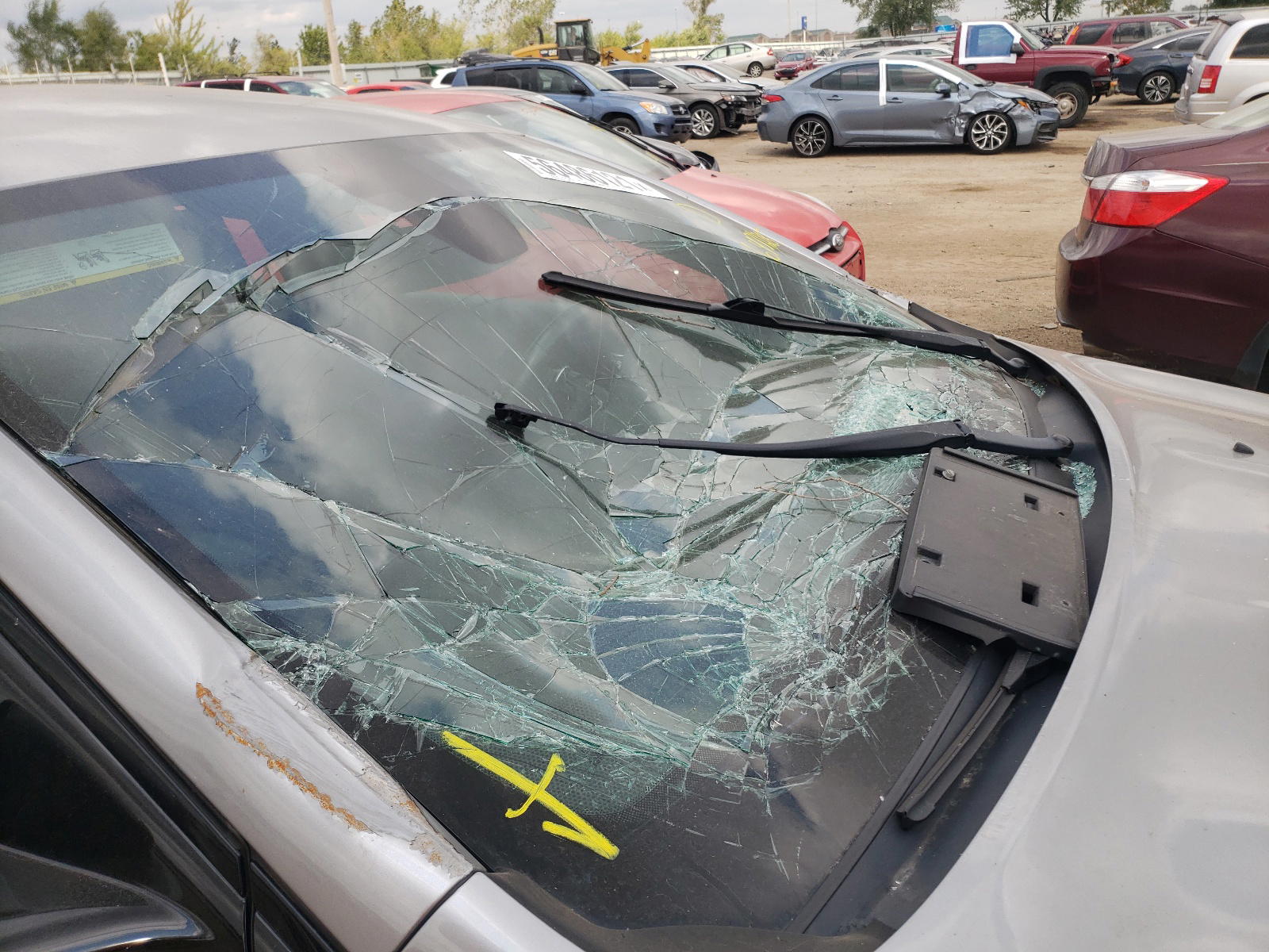 Photo 9 from auction – 2015 CHRYSLER 200 S with VIN 1C3CCCBB9FN647128