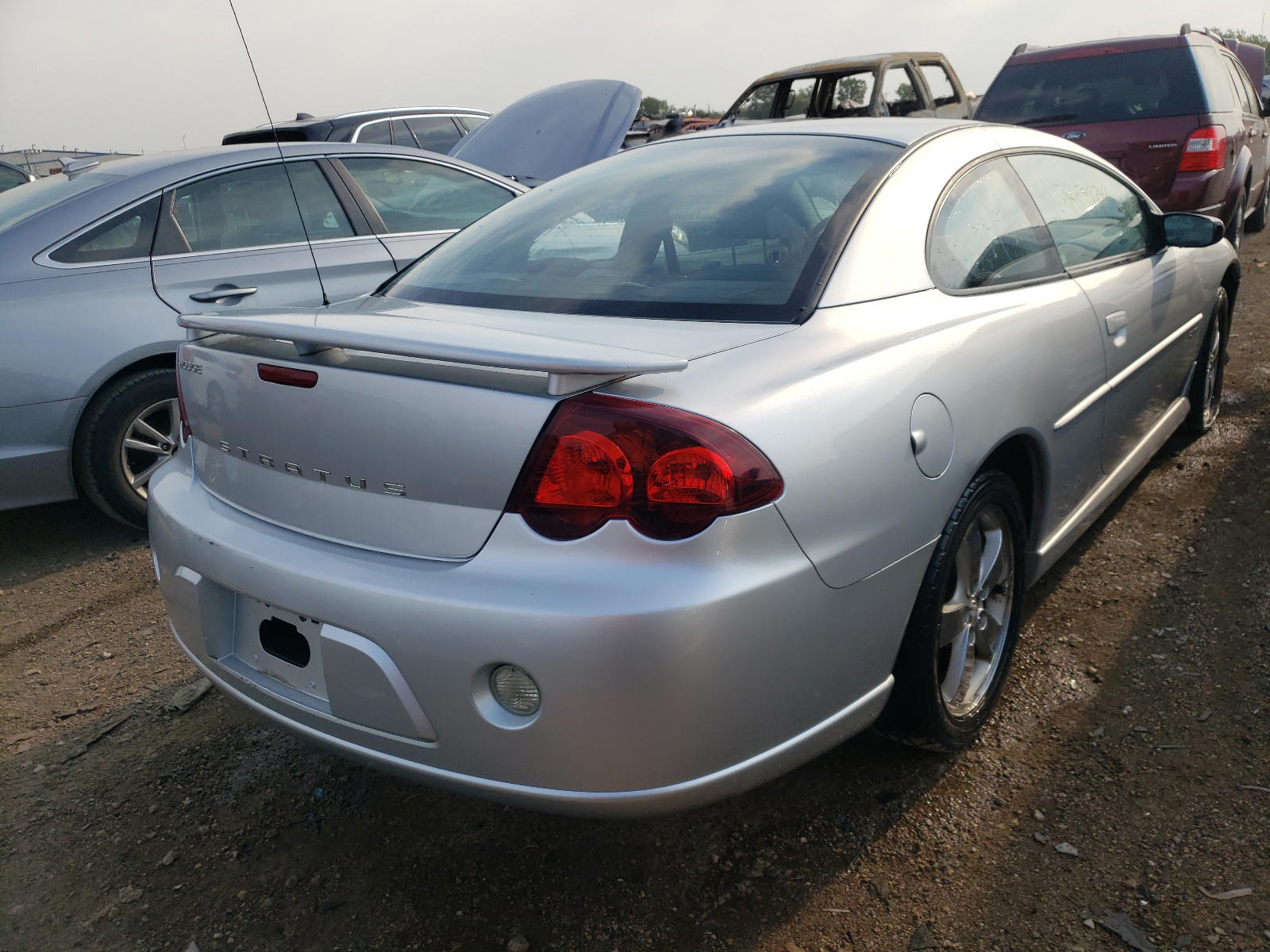 Photo 4 from auction – 2004 DODGE STRATUS R/ with VIN 4B3AG52H54E128212