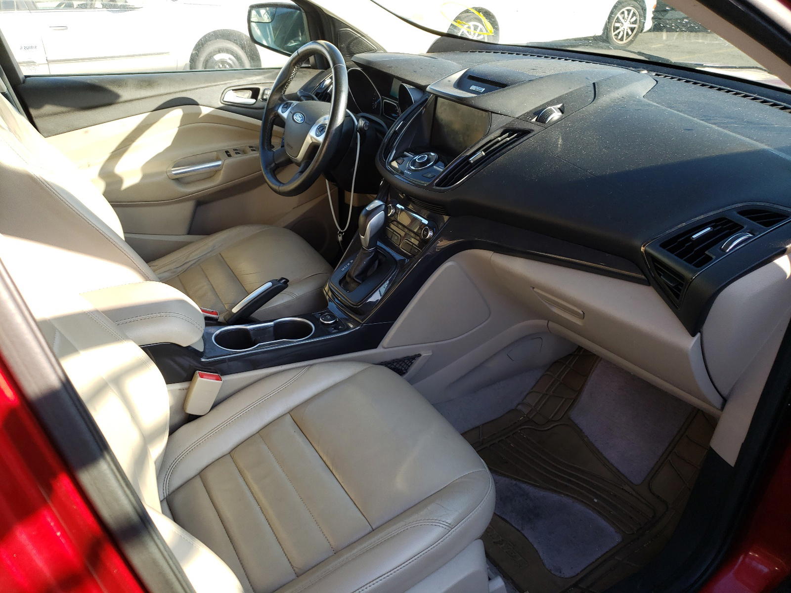 Photo 5 from auction – 2015 FORD ESCAPE TIT with VIN 1FMCU9J90FUA63146