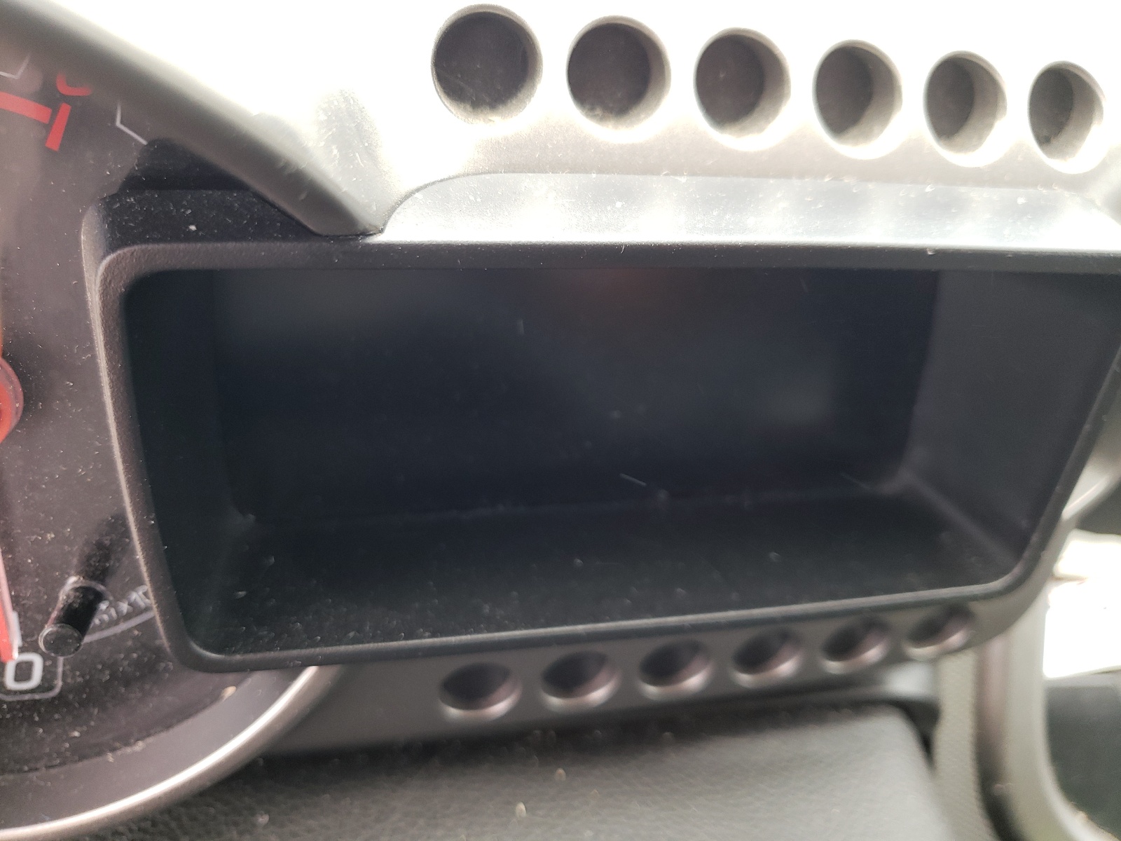 Photo 8 from auction – 2015 CHEVROLET SONIC LT with VIN 1G1JC5SH5F4214472