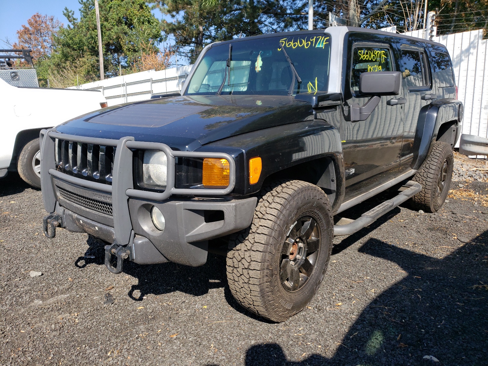 Photo 2 from auction – 2007 HUMMER H3 with VIN 5GTDN13E078247894