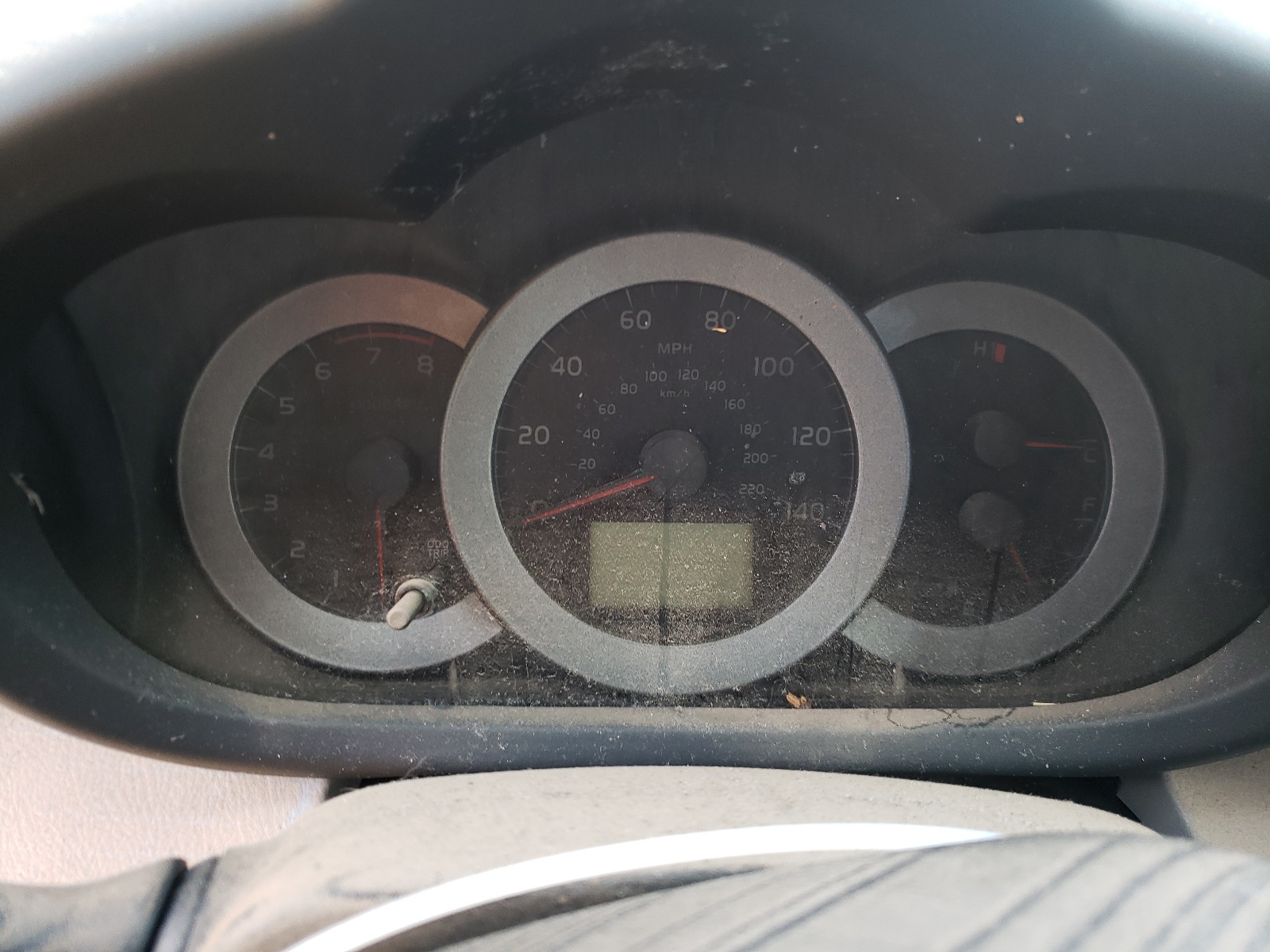 Zdjęcie 8 z aukcji – 2007 TOYOTA RAV4 z VIN JTMBD33V575070077